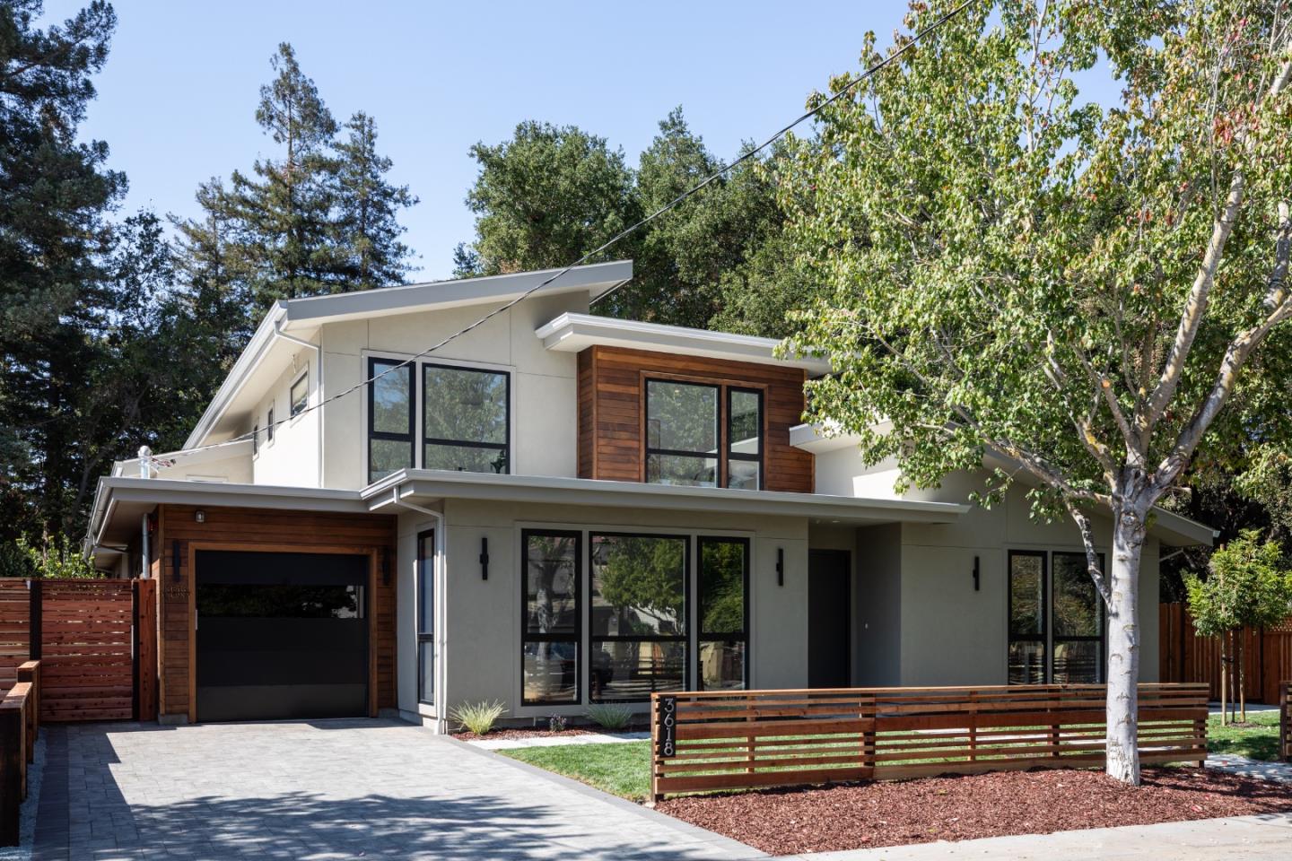 3618 Laguna Avenue
