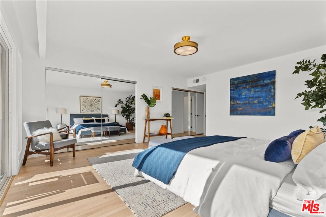 11919 Mayfield Ave Unit: 1