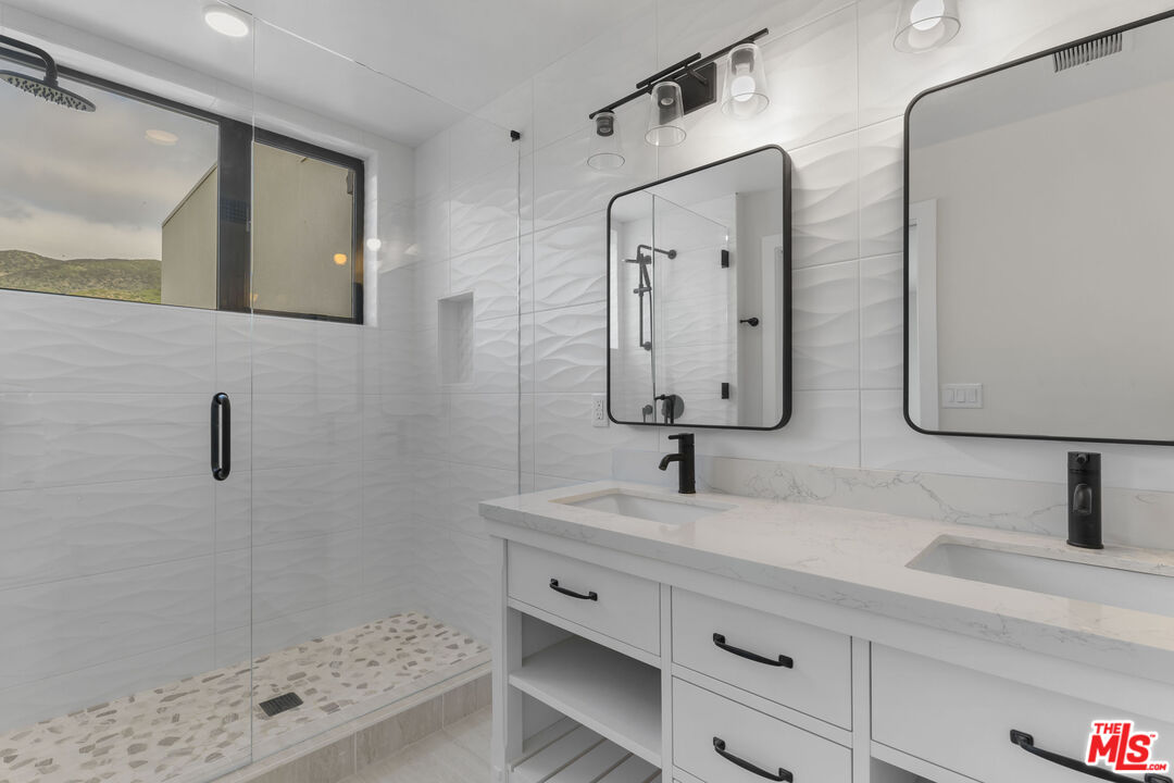 6208 Tapia Dr Unit: C