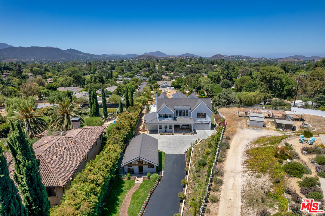 1649 Hauser Cir
