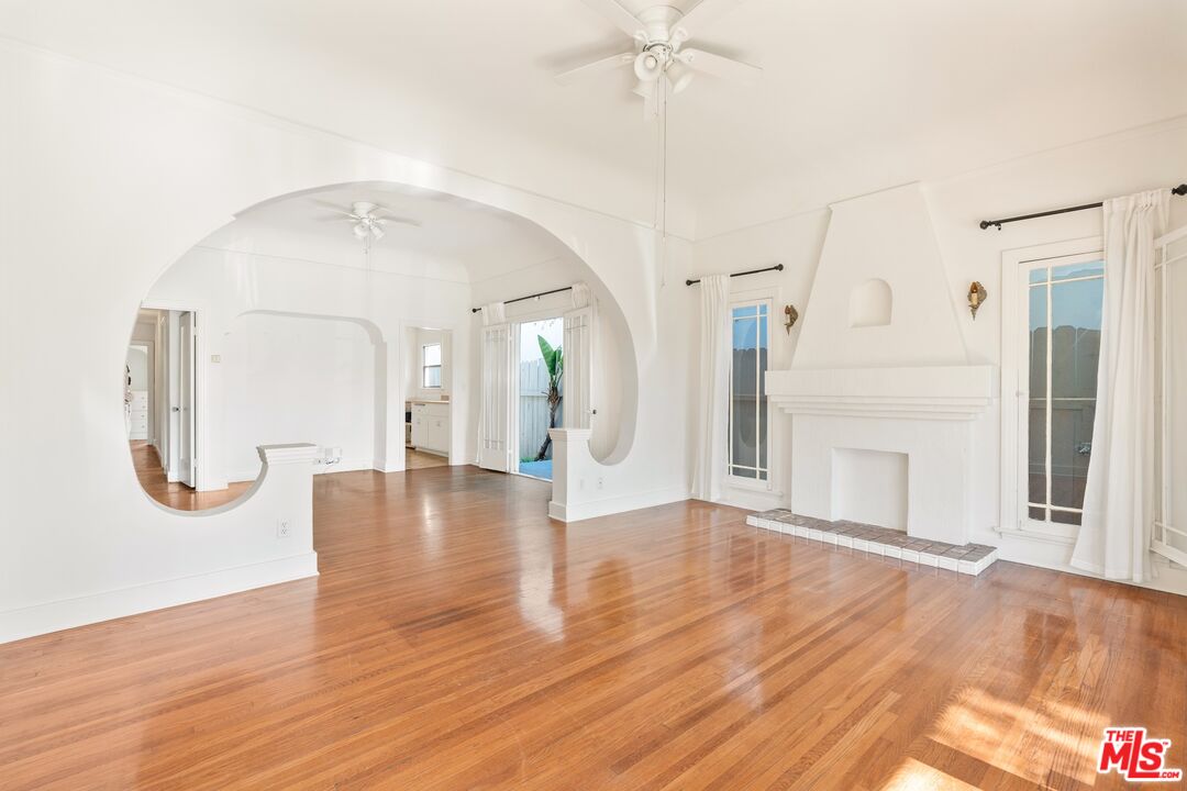 4016 Lyceum Ave