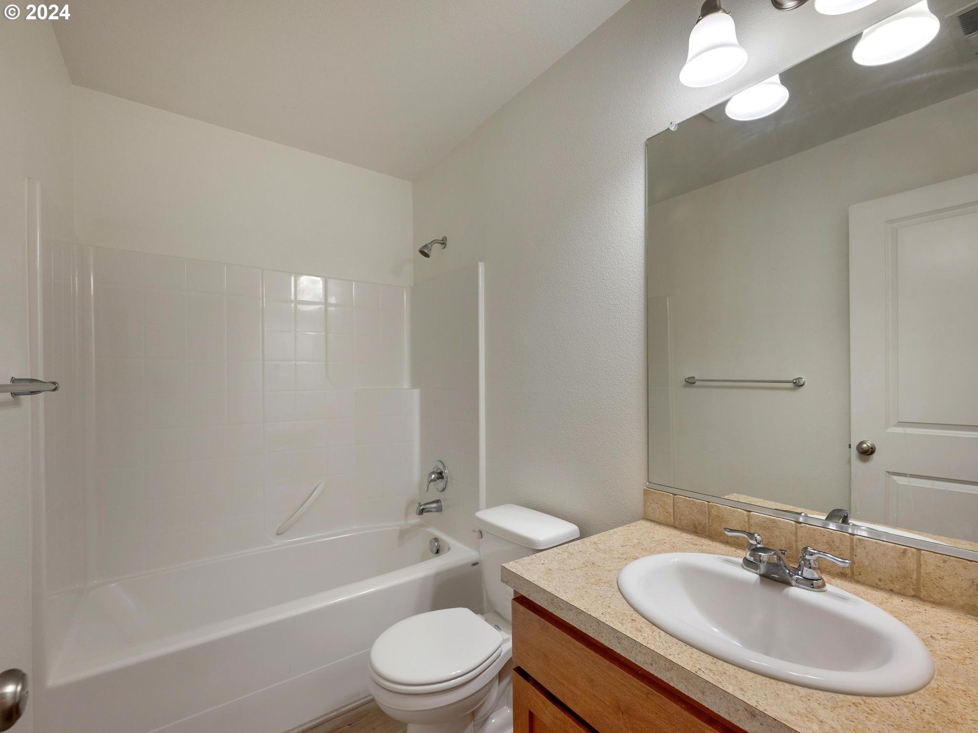 305 NE 52ND ST