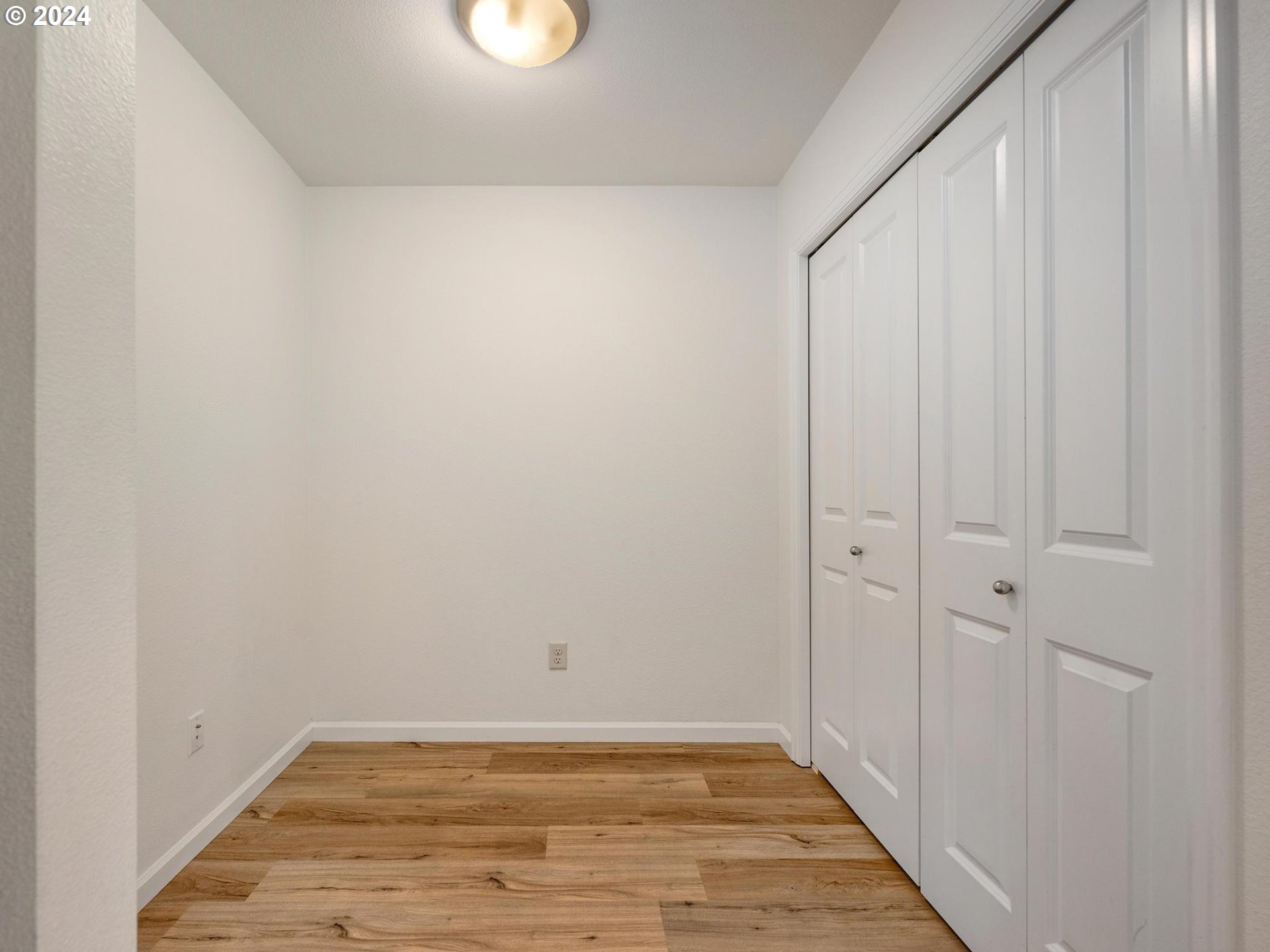 305 NE 52ND ST