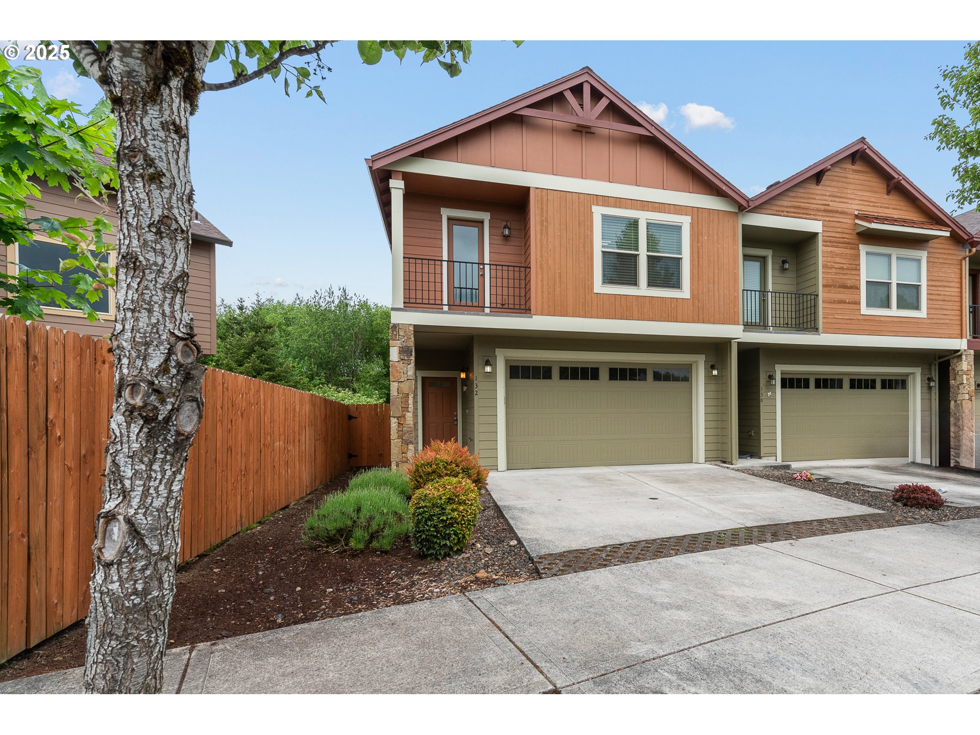 132 N 41ST PL