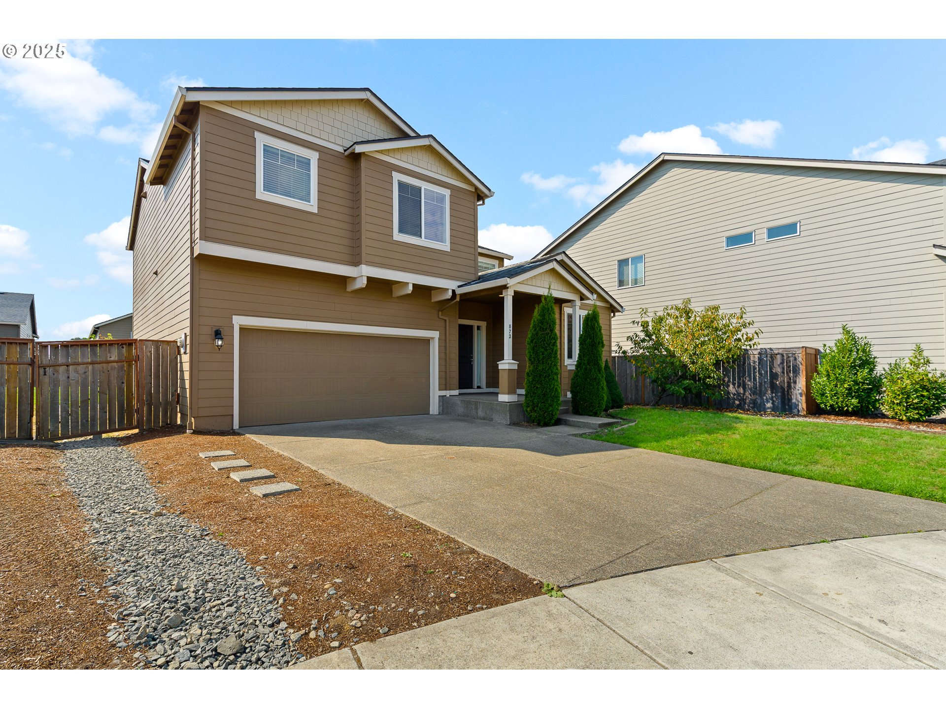 873 N GIBERT CT