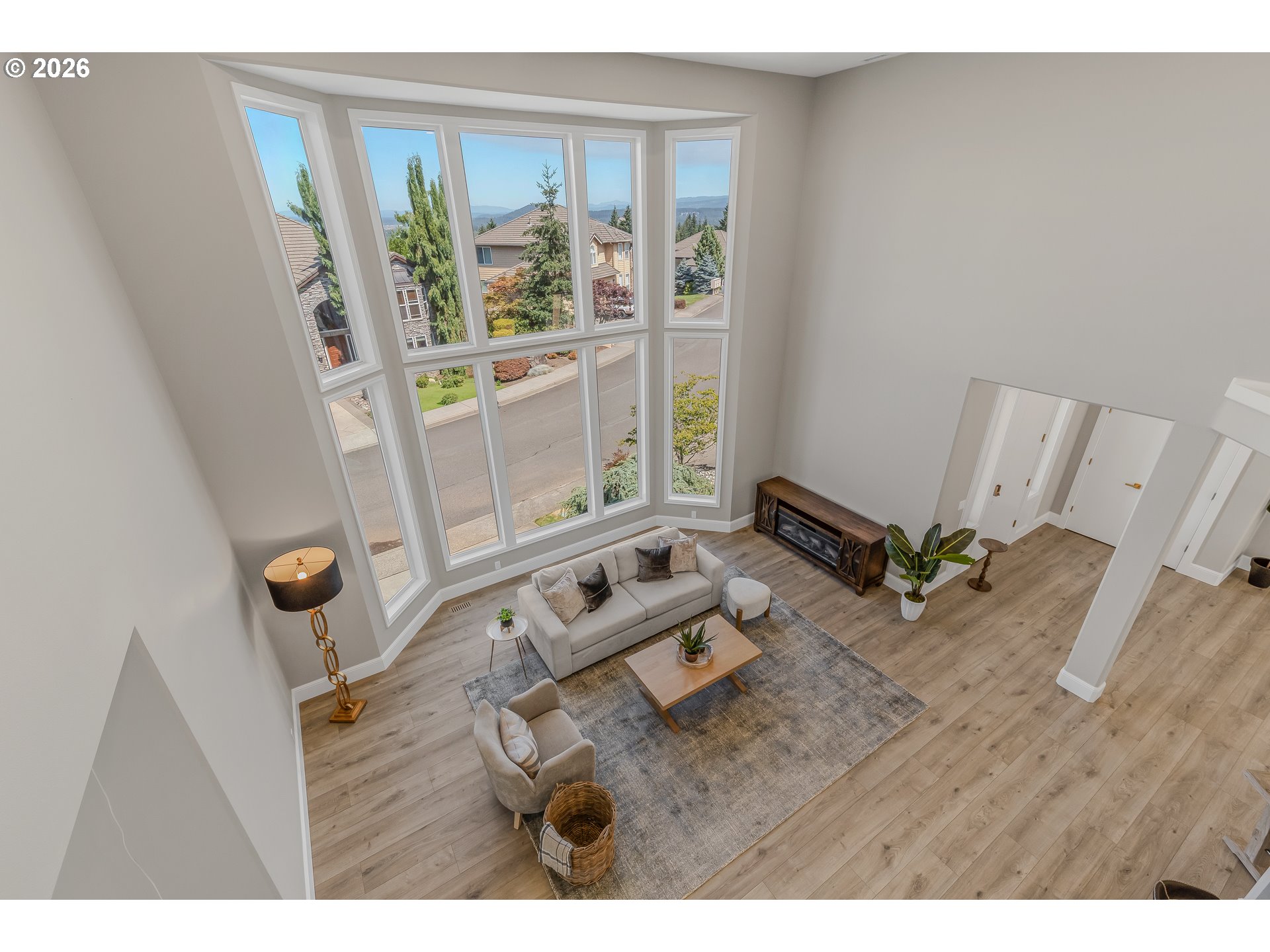 2222 NW Iris CT
