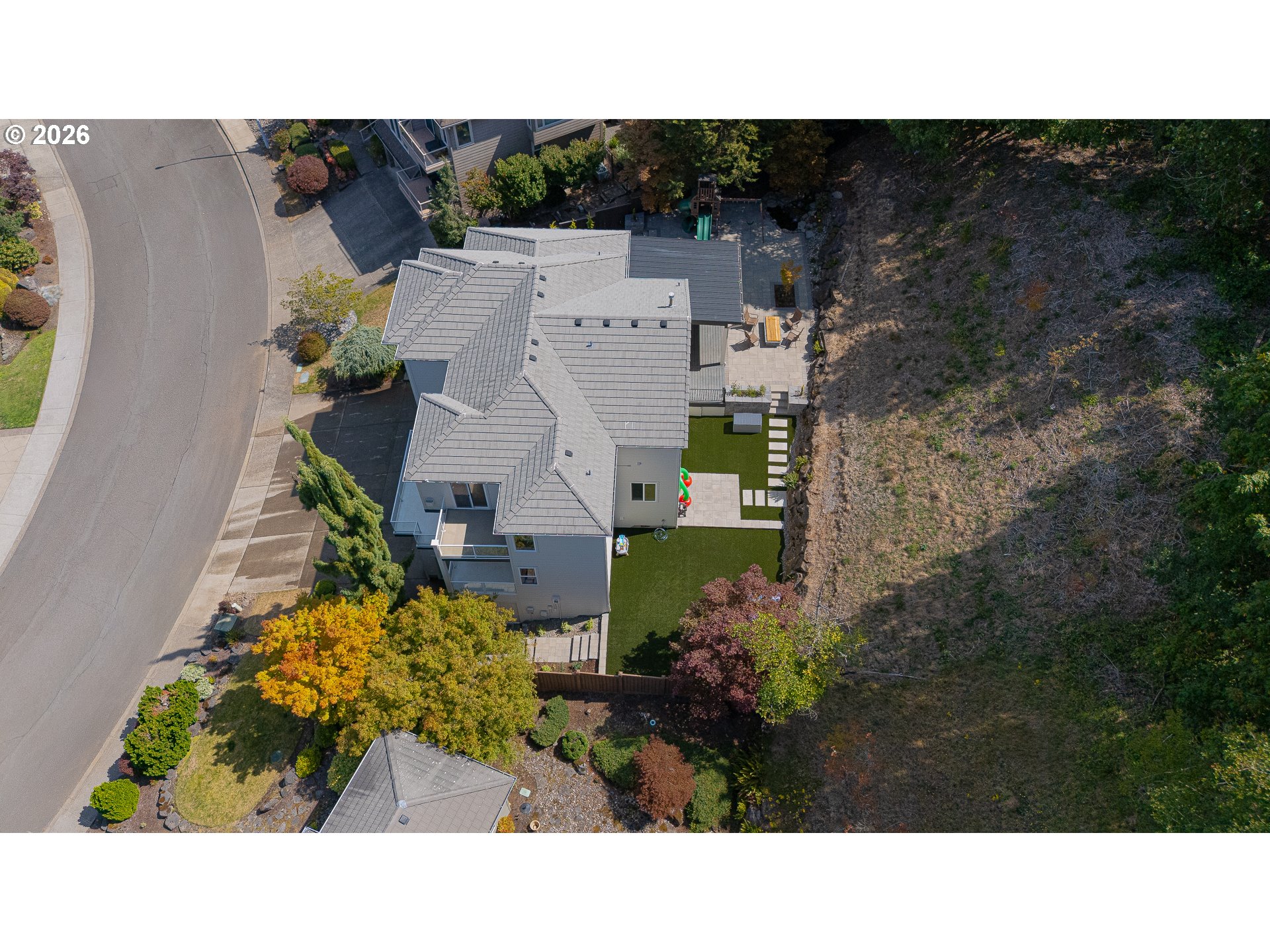 2222 NW Iris CT