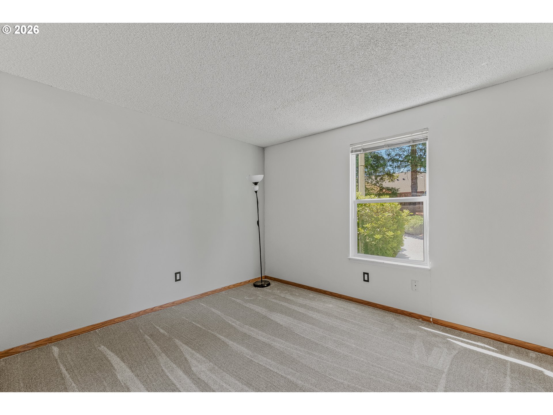 13216 NE SALMON CREEK AVE R-3