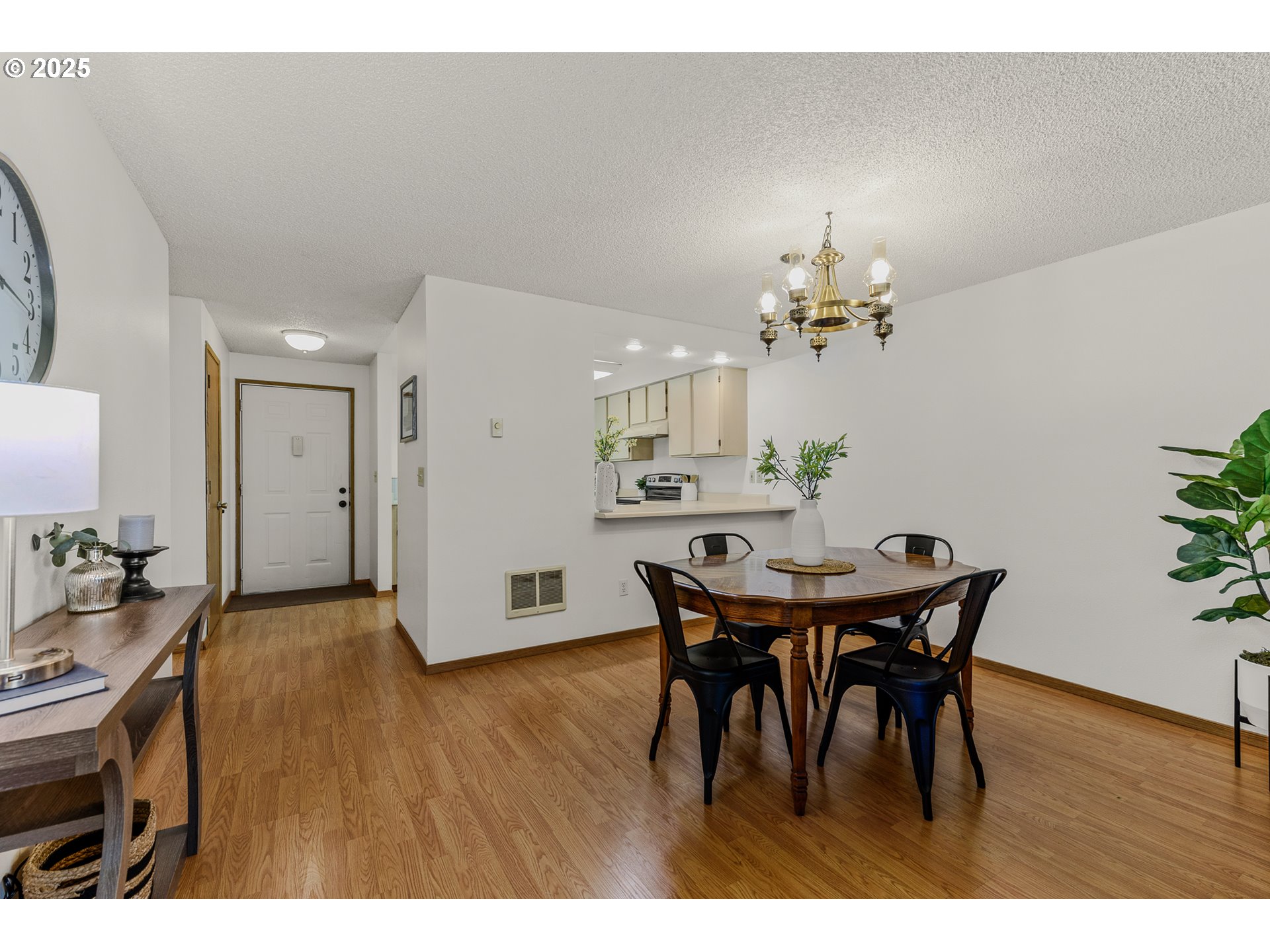 13216 NE SALMON CREEK AVE R-3