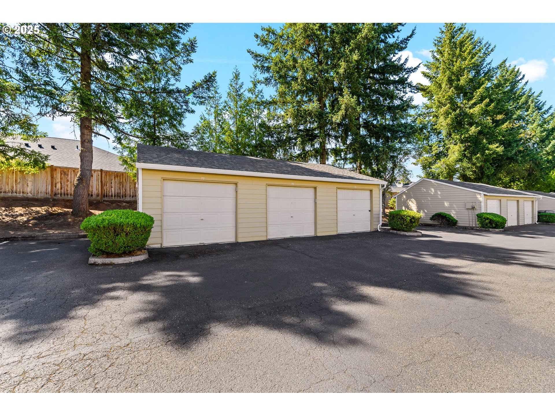 13216 NE SALMON CREEK AVE R-3