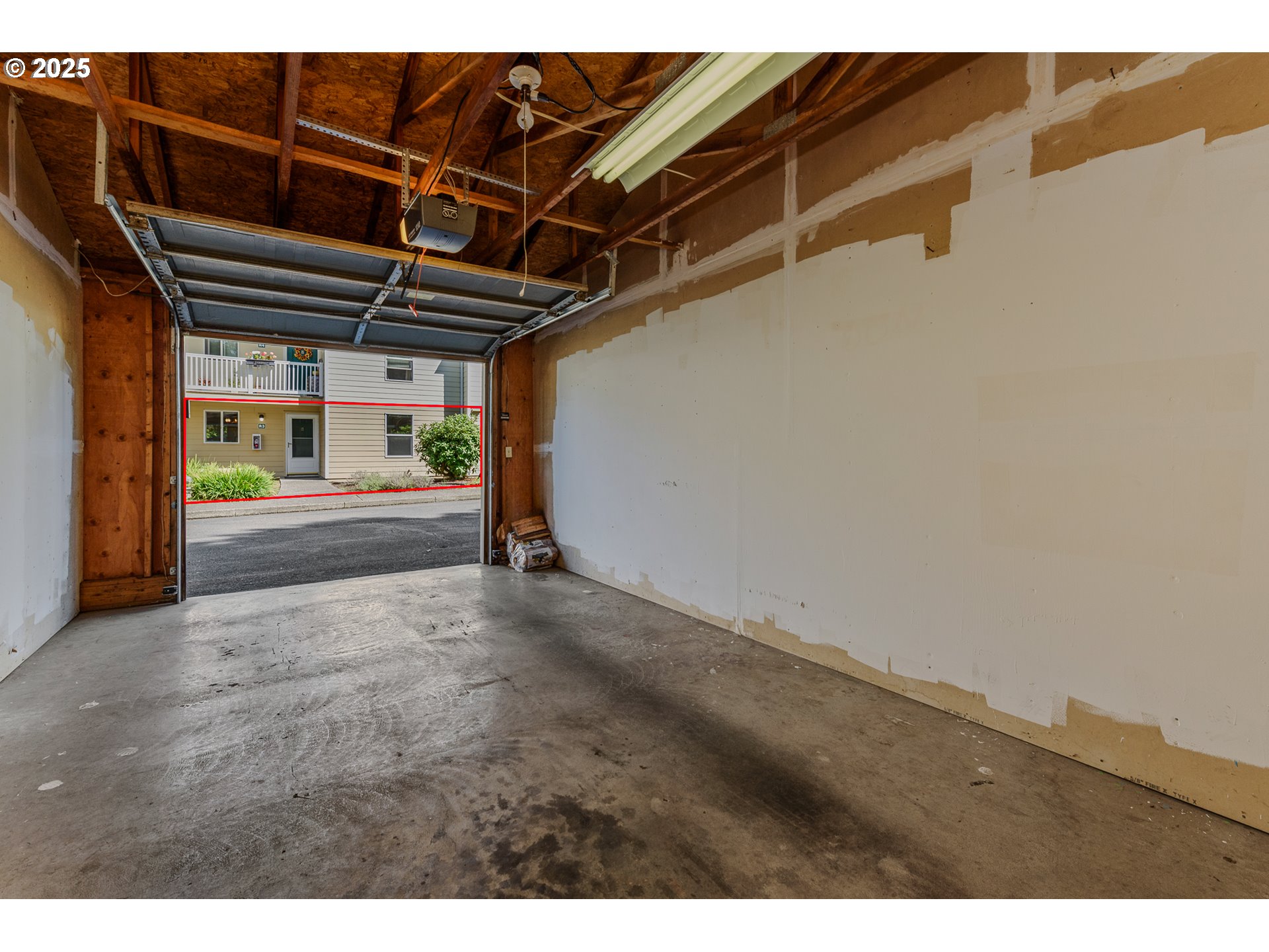 13216 NE SALMON CREEK AVE R-3