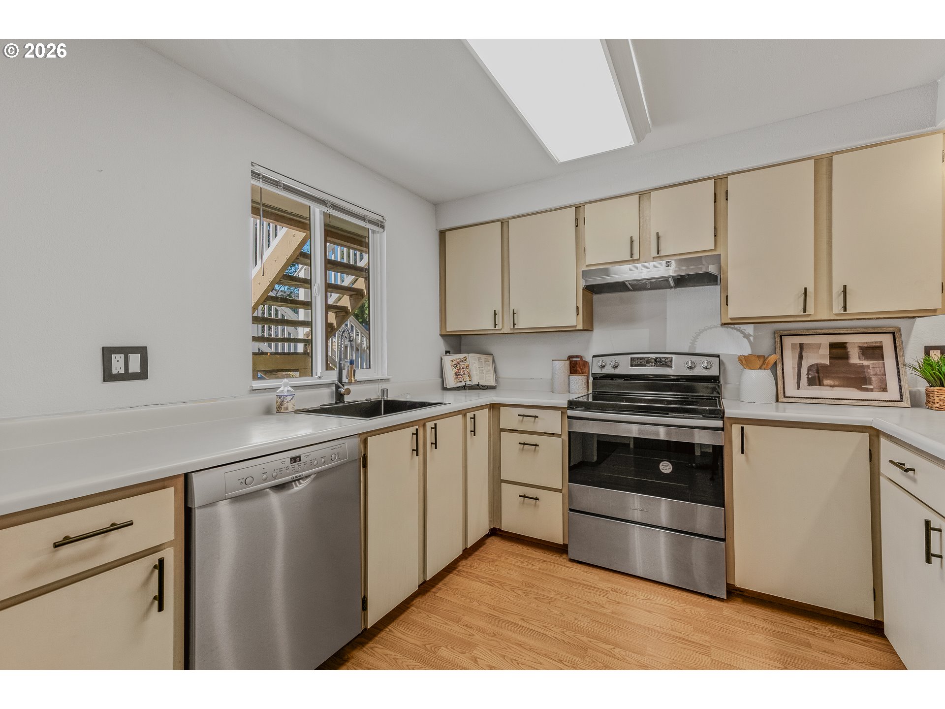 13216 NE SALMON CREEK AVE R-3