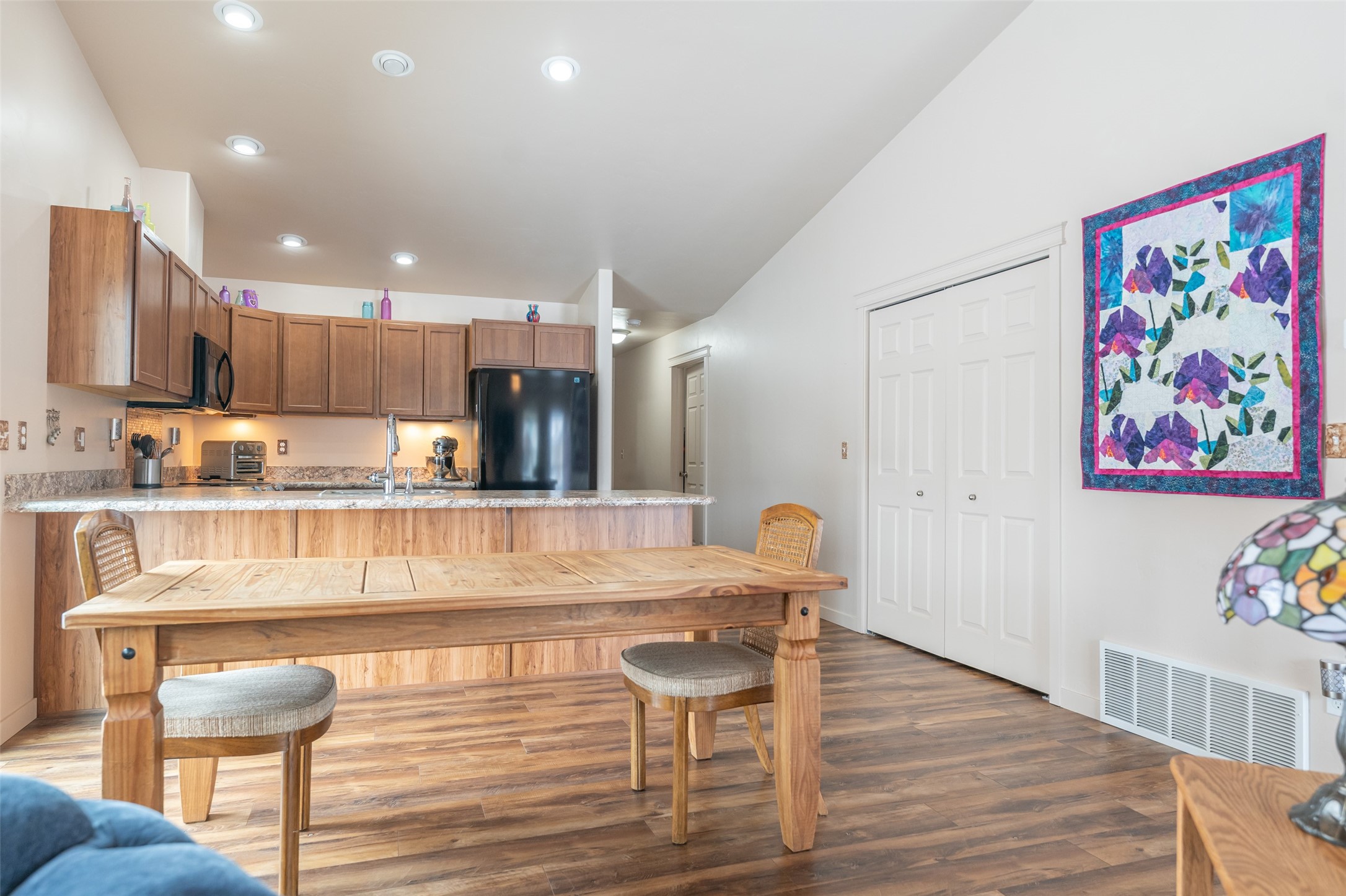 350 Westland Drive