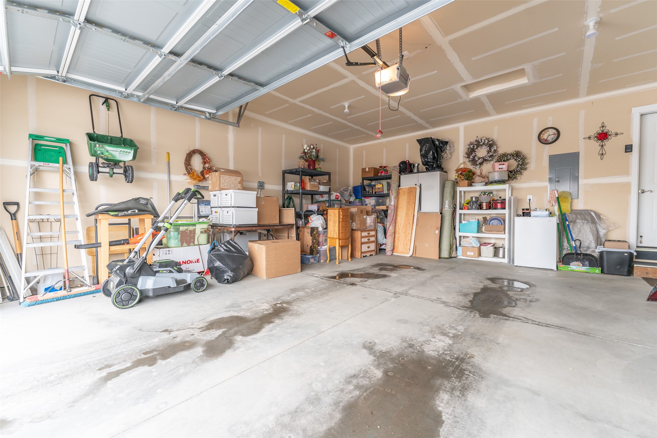 350 Westland Drive