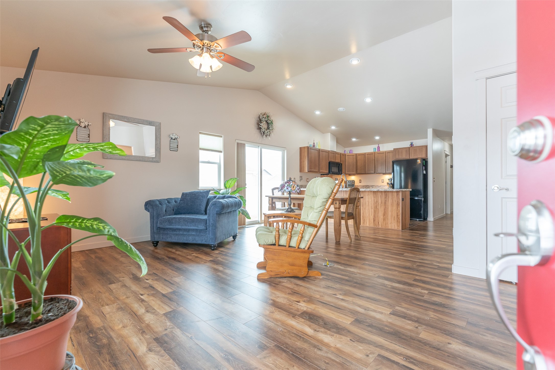 350 Westland Drive