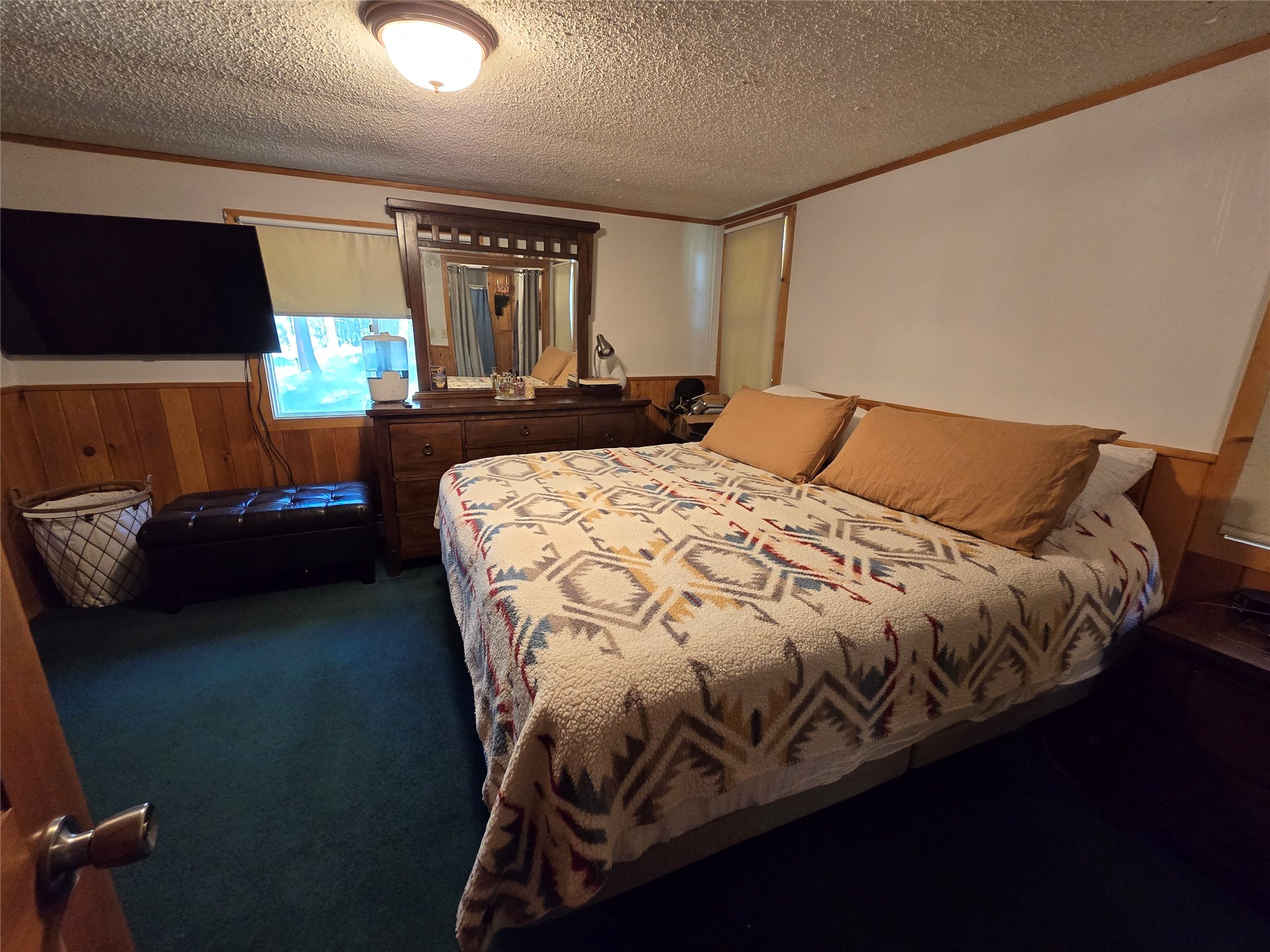 1709 Tamarack Lane