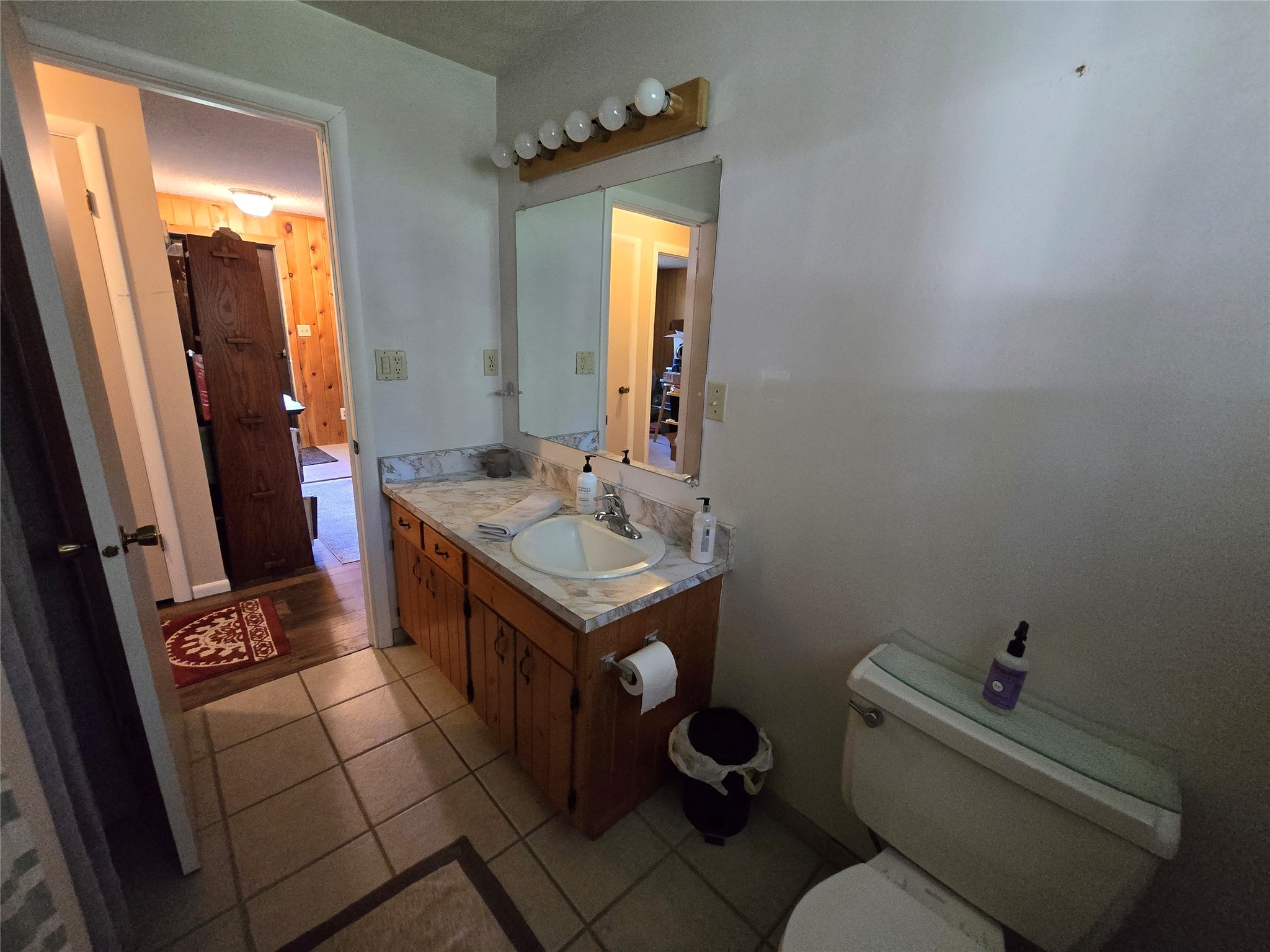 1709 Tamarack Lane