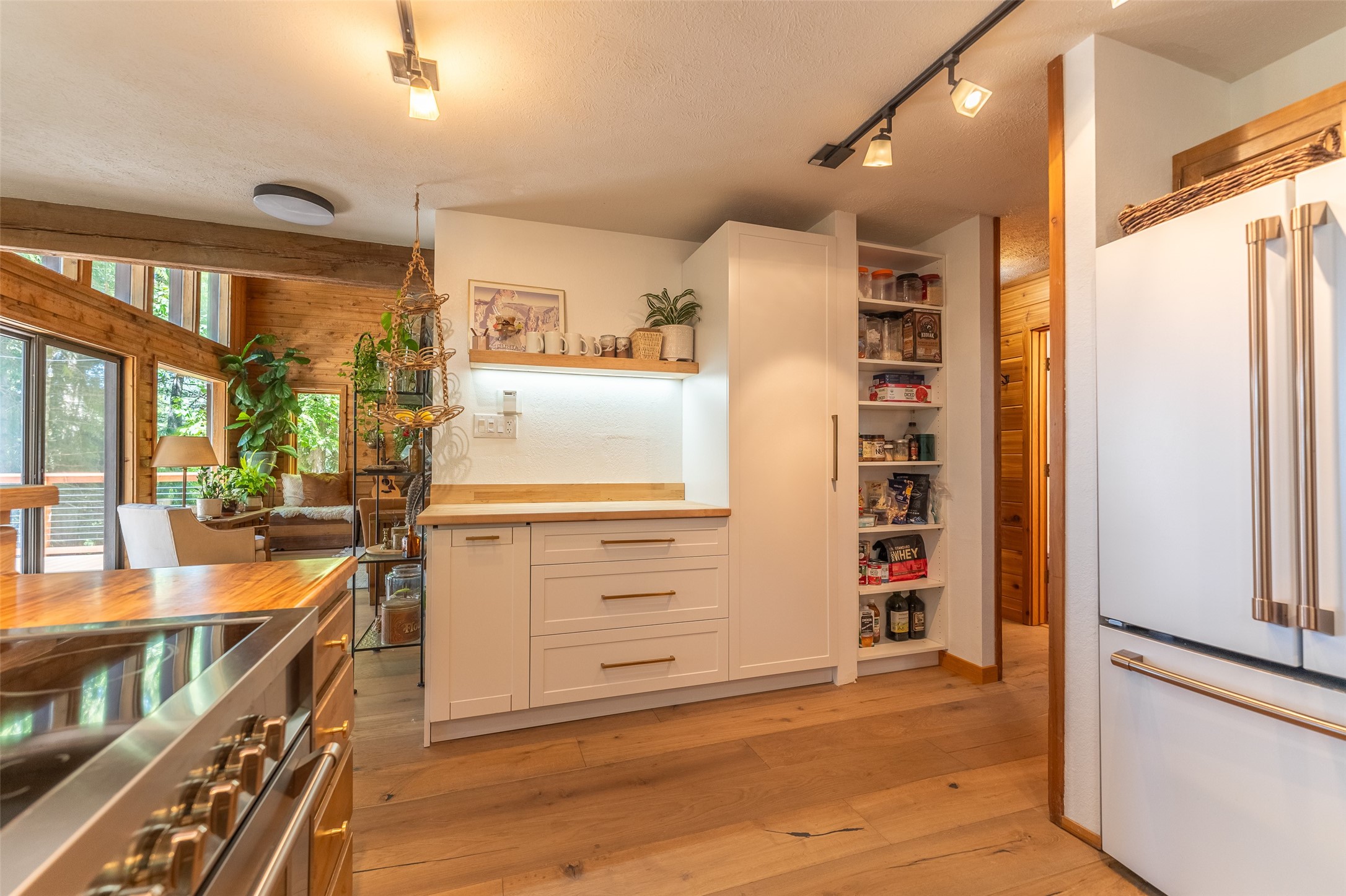 213 Tamarack Lane