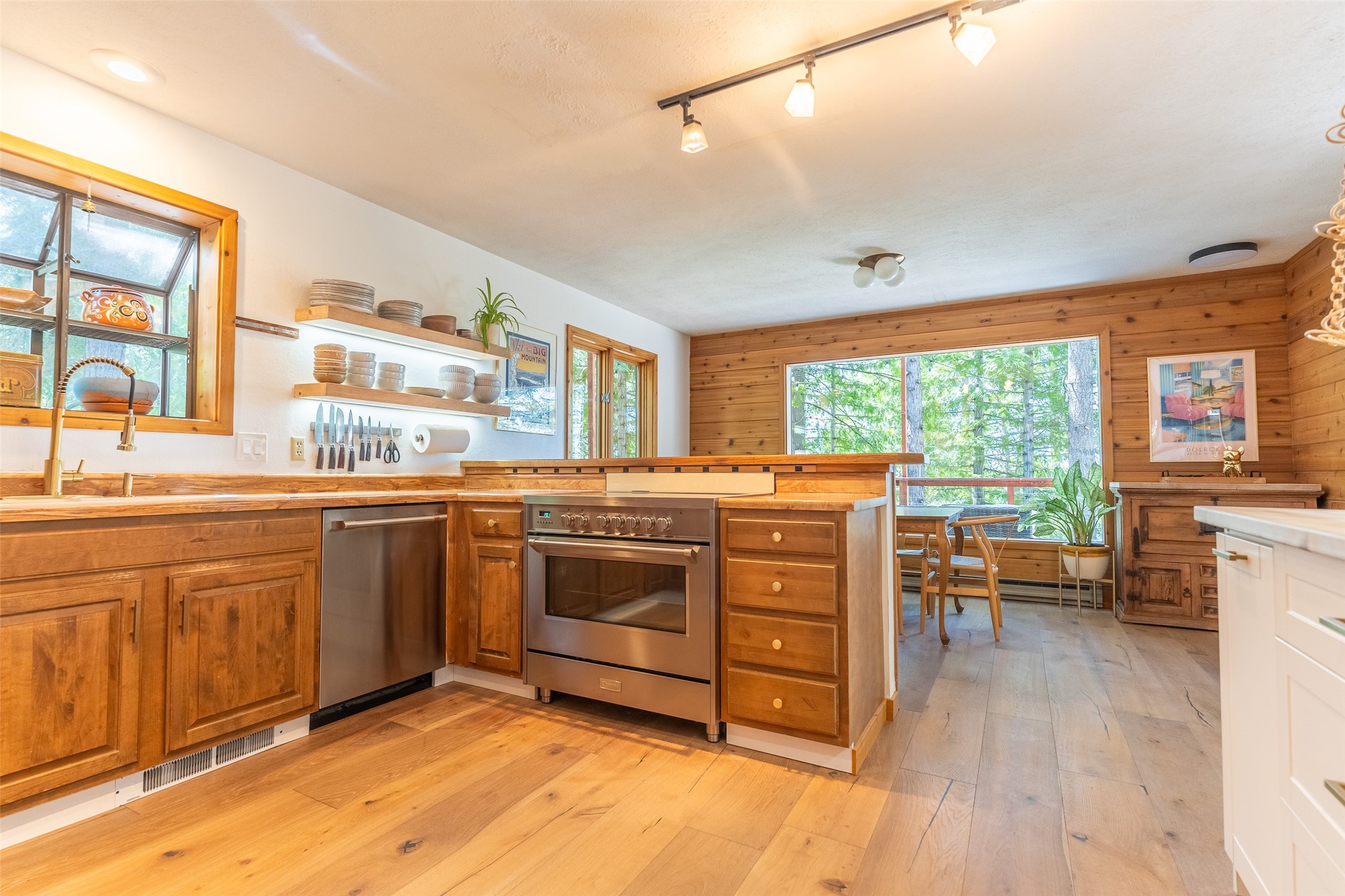 213 Tamarack Lane