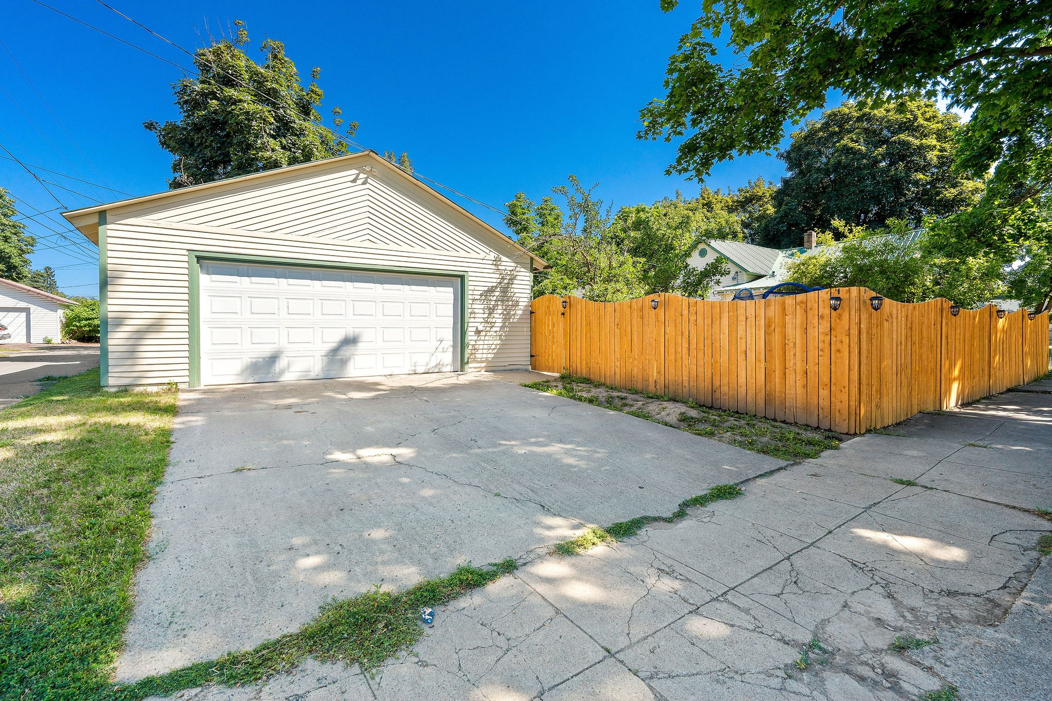 354 5th Avenue East North