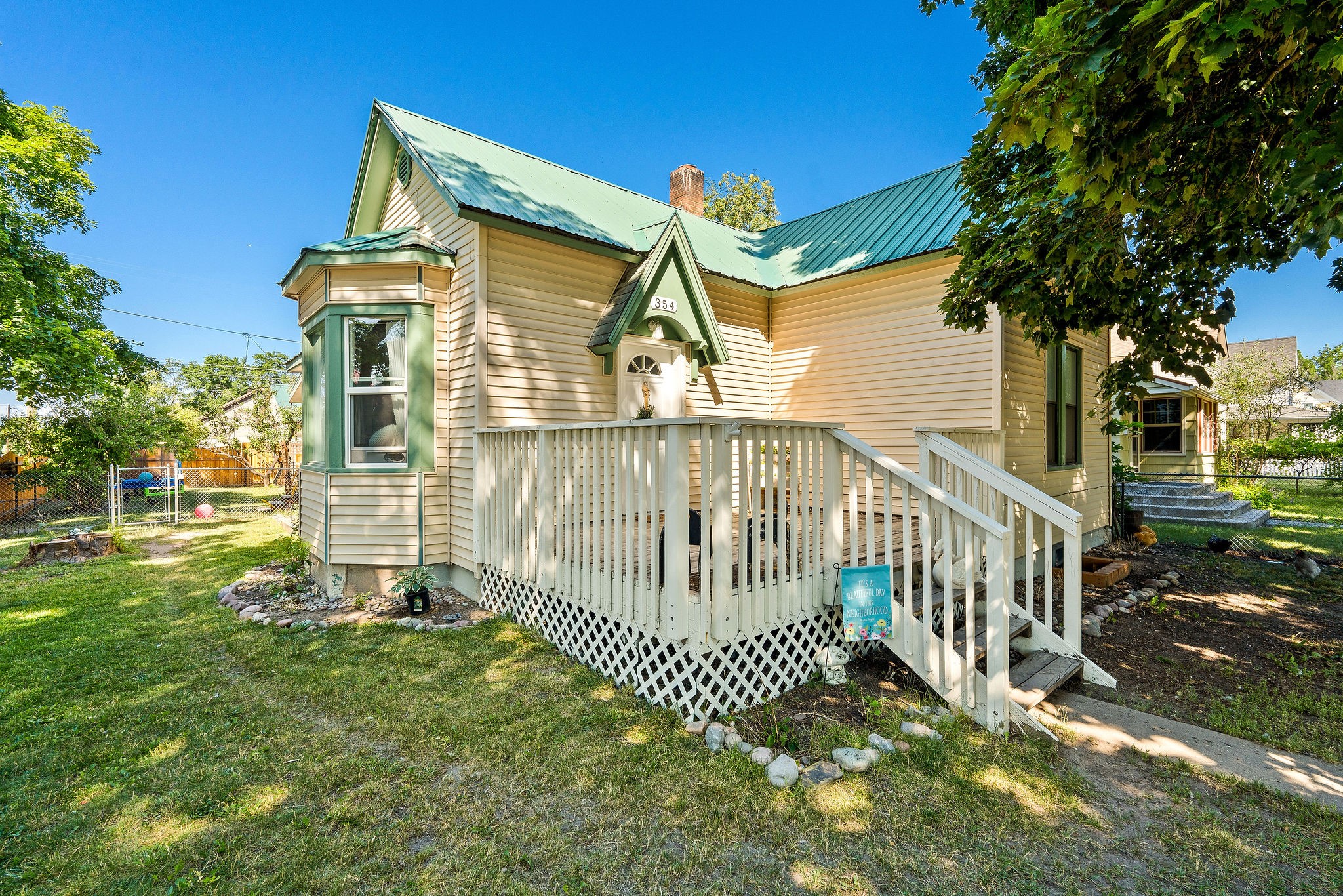 354 5th Avenue East North