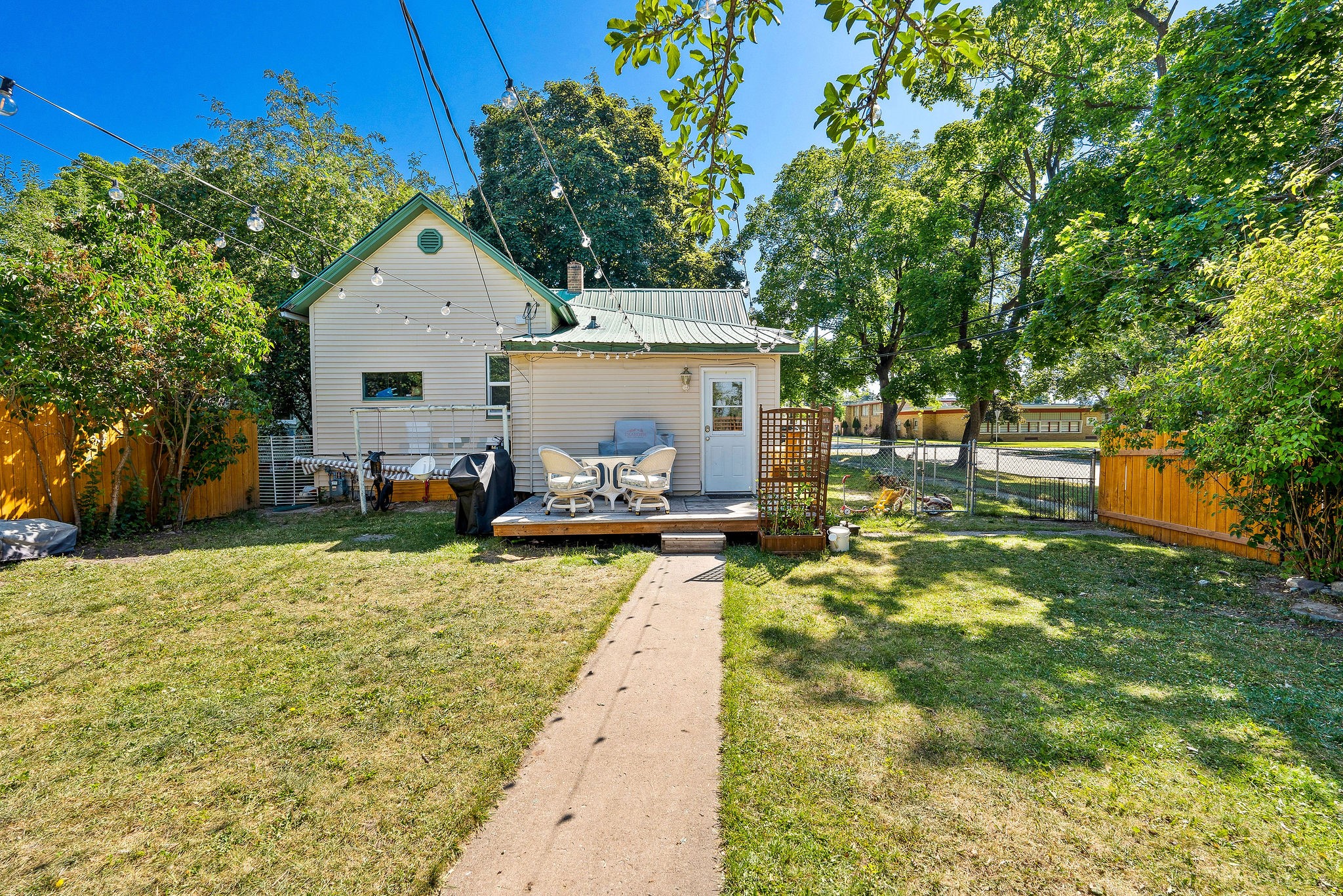 354 5th Avenue East North
