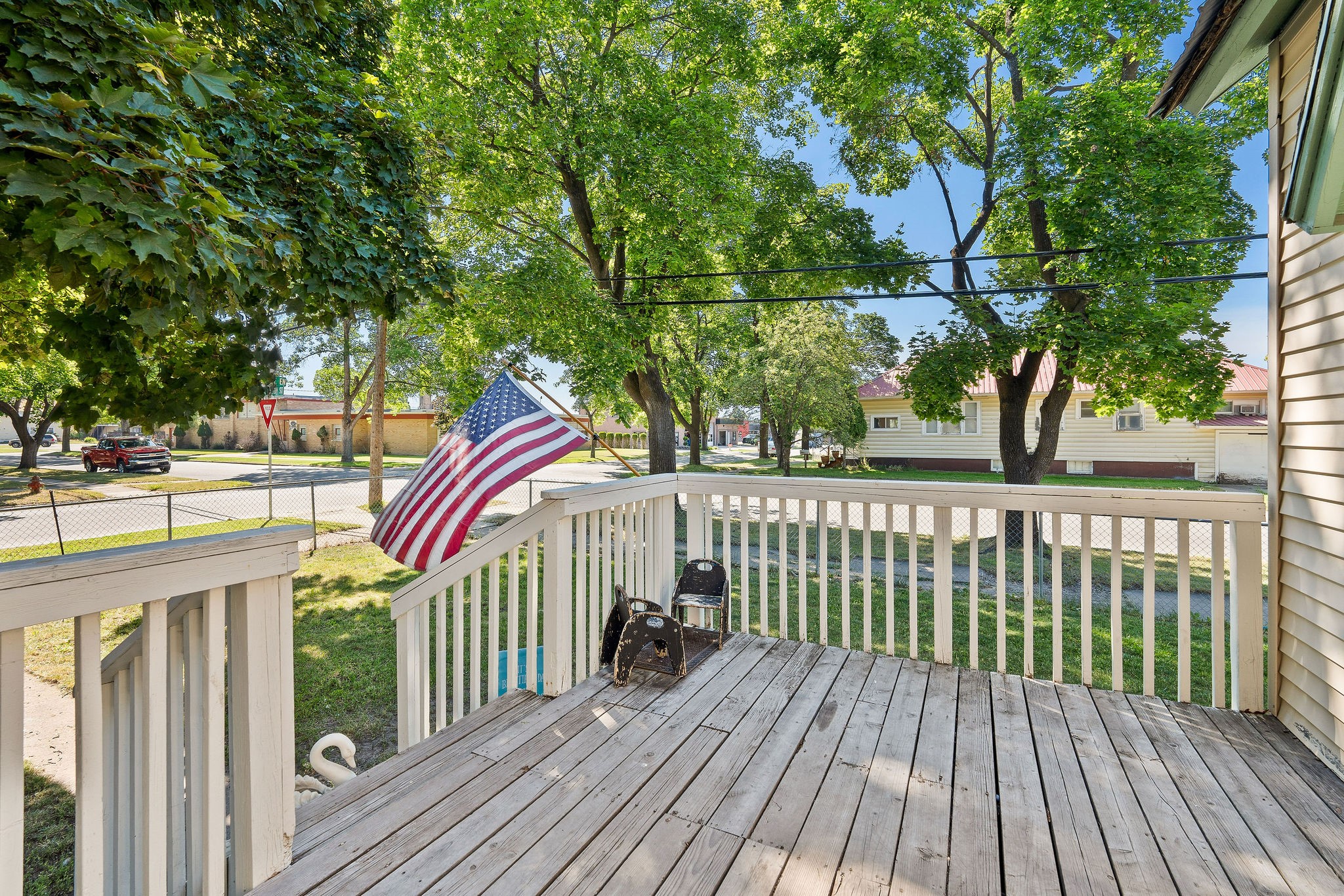 354 5th Avenue East North