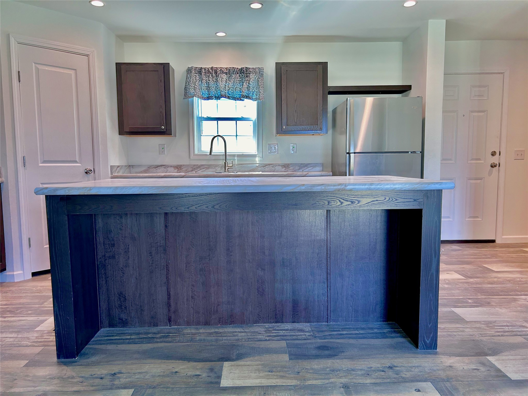 50 Twin Acres Drive 4