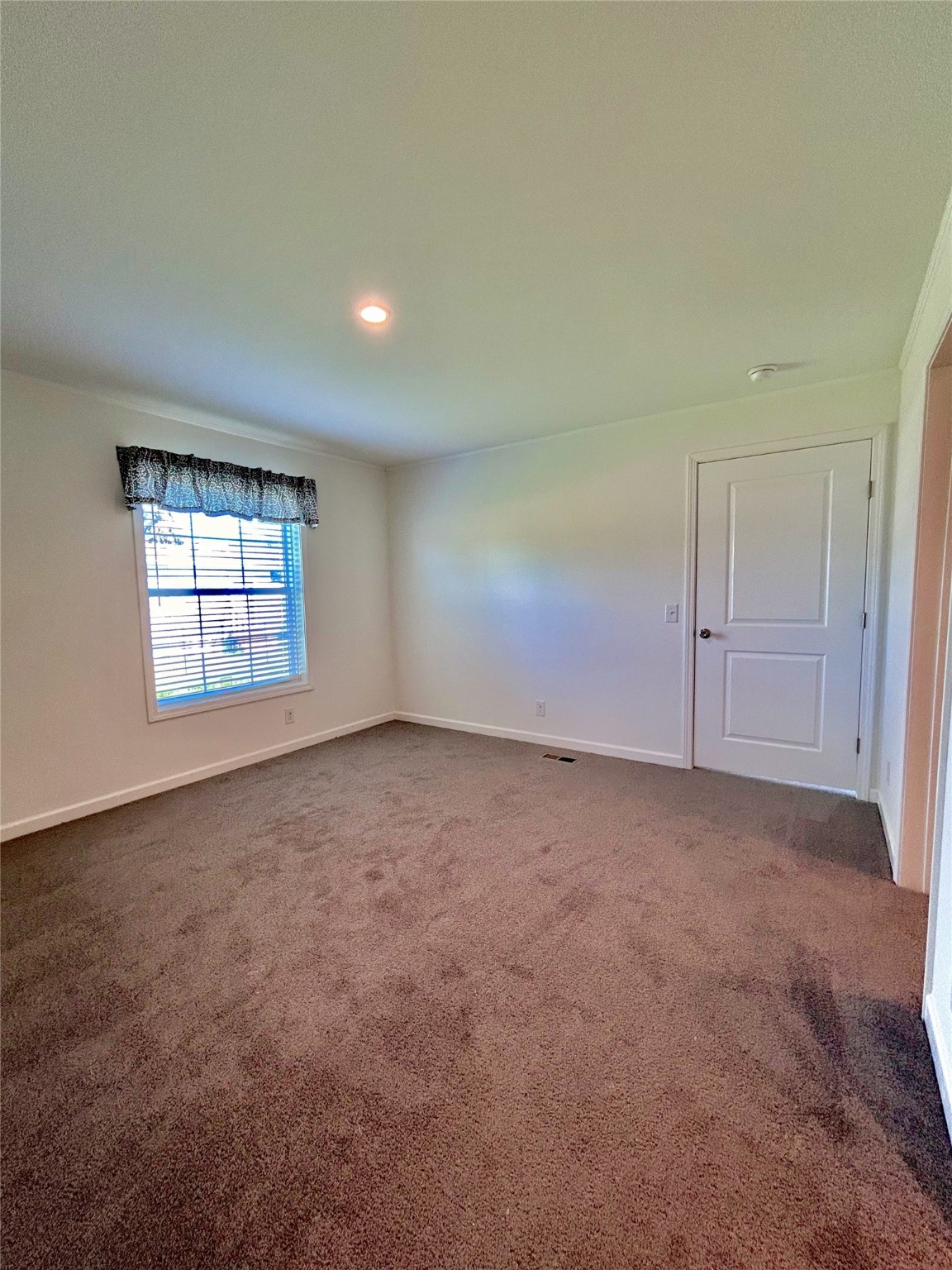 50 Twin Acres Drive 4