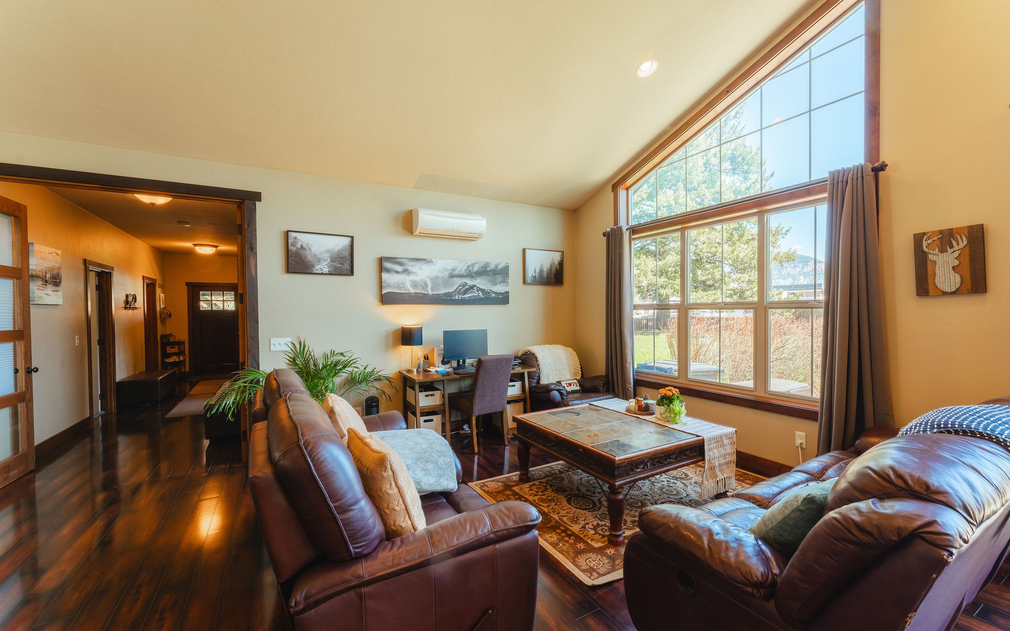 218 7th Street W Lots 6-7