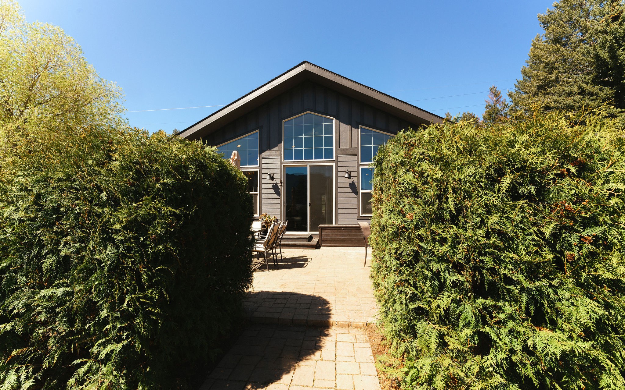 218 7th Street W Lots 6-7