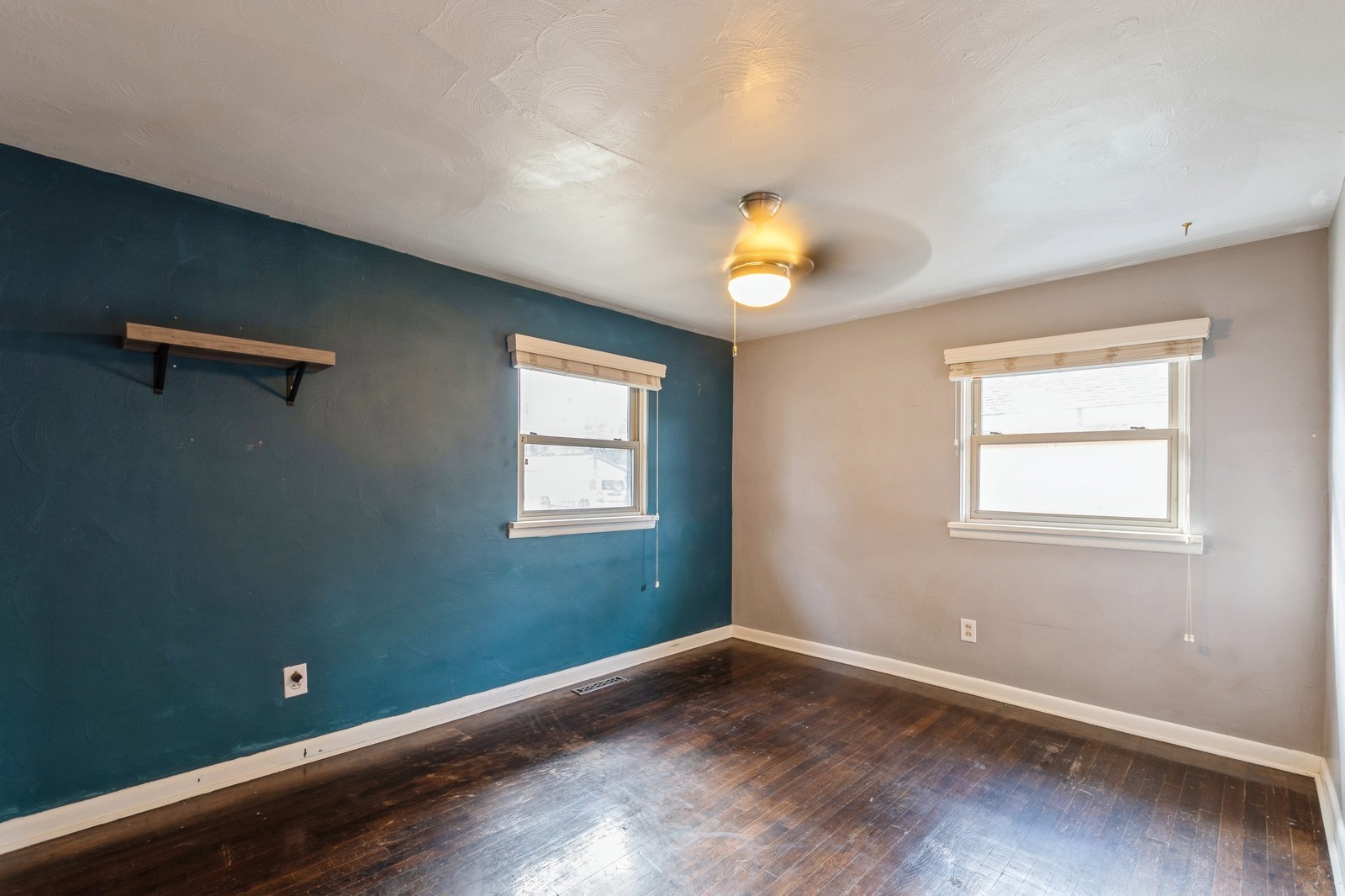 1406 4th Avenue W