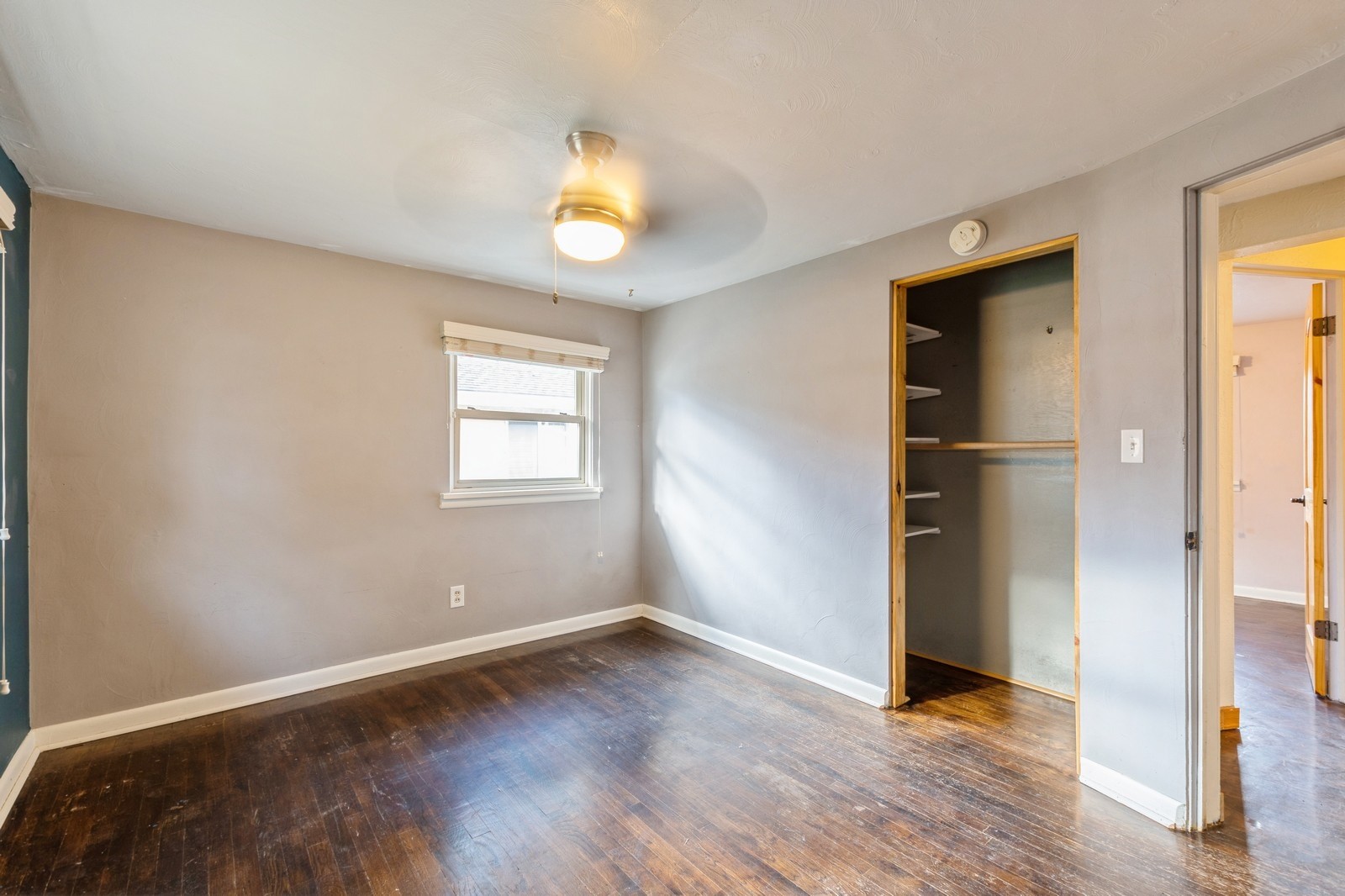 1406 4th Avenue W