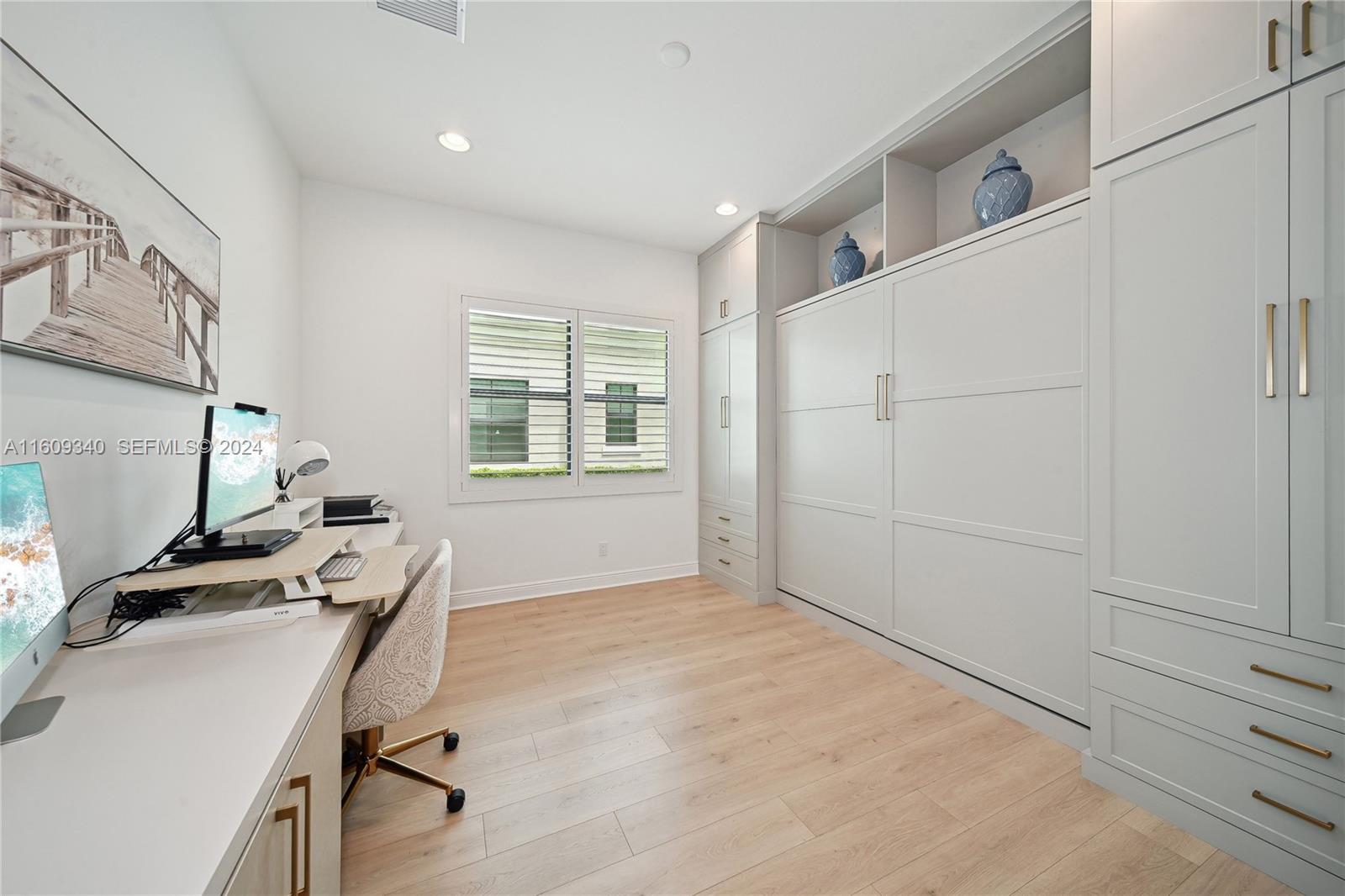 13062 Artisan Circle