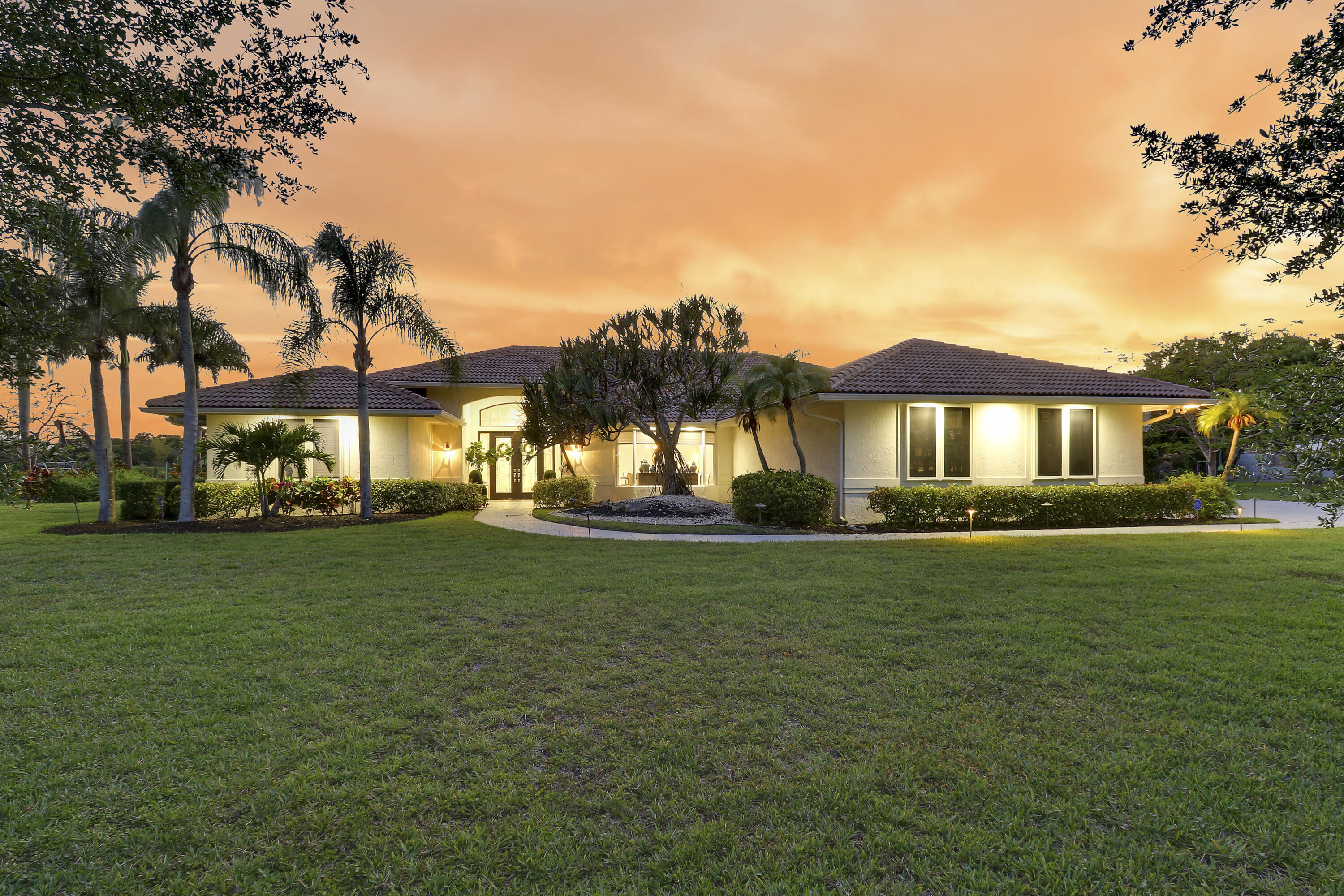 8667 Steeplechase Drive
