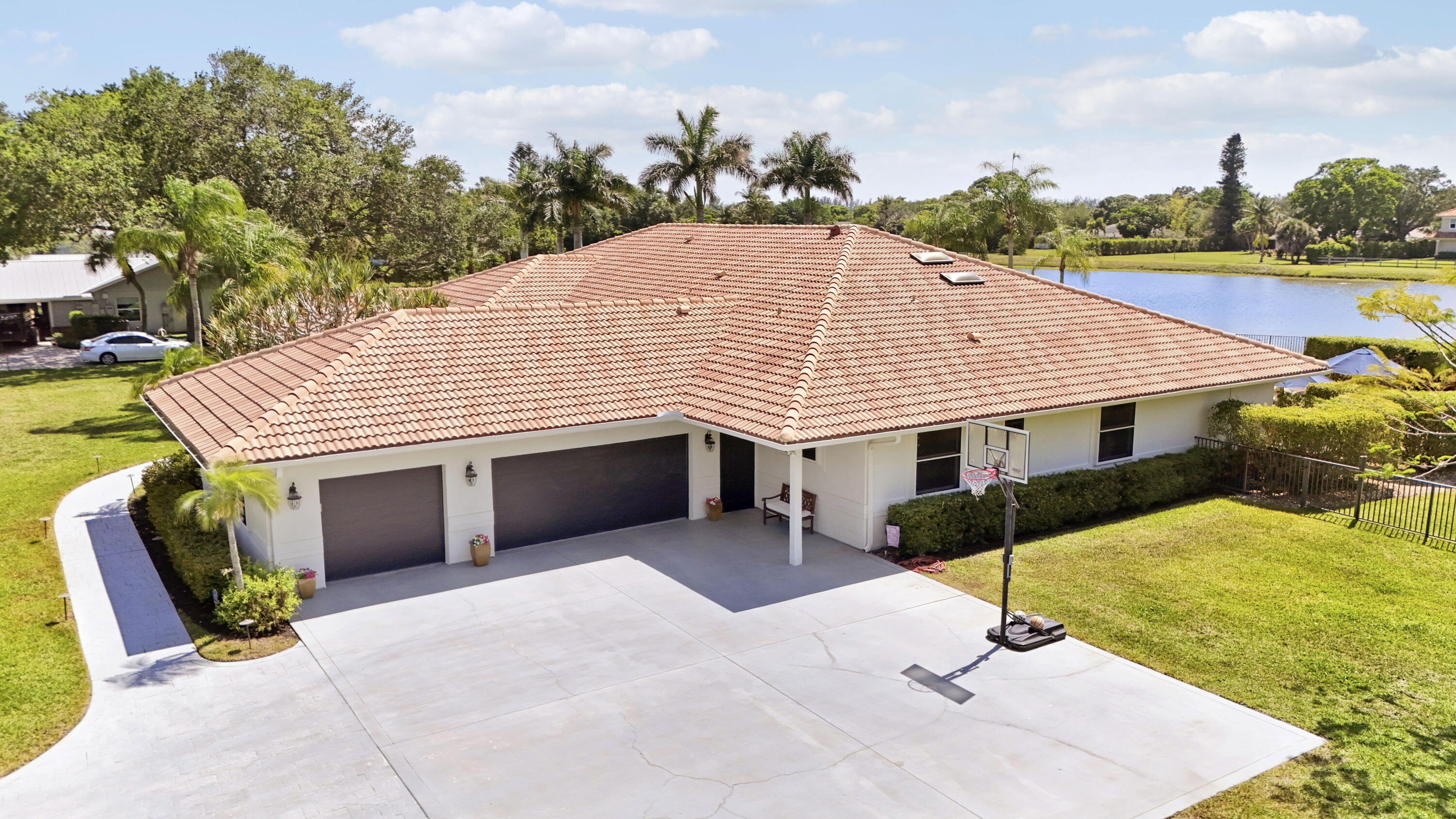 8667 Steeplechase Drive