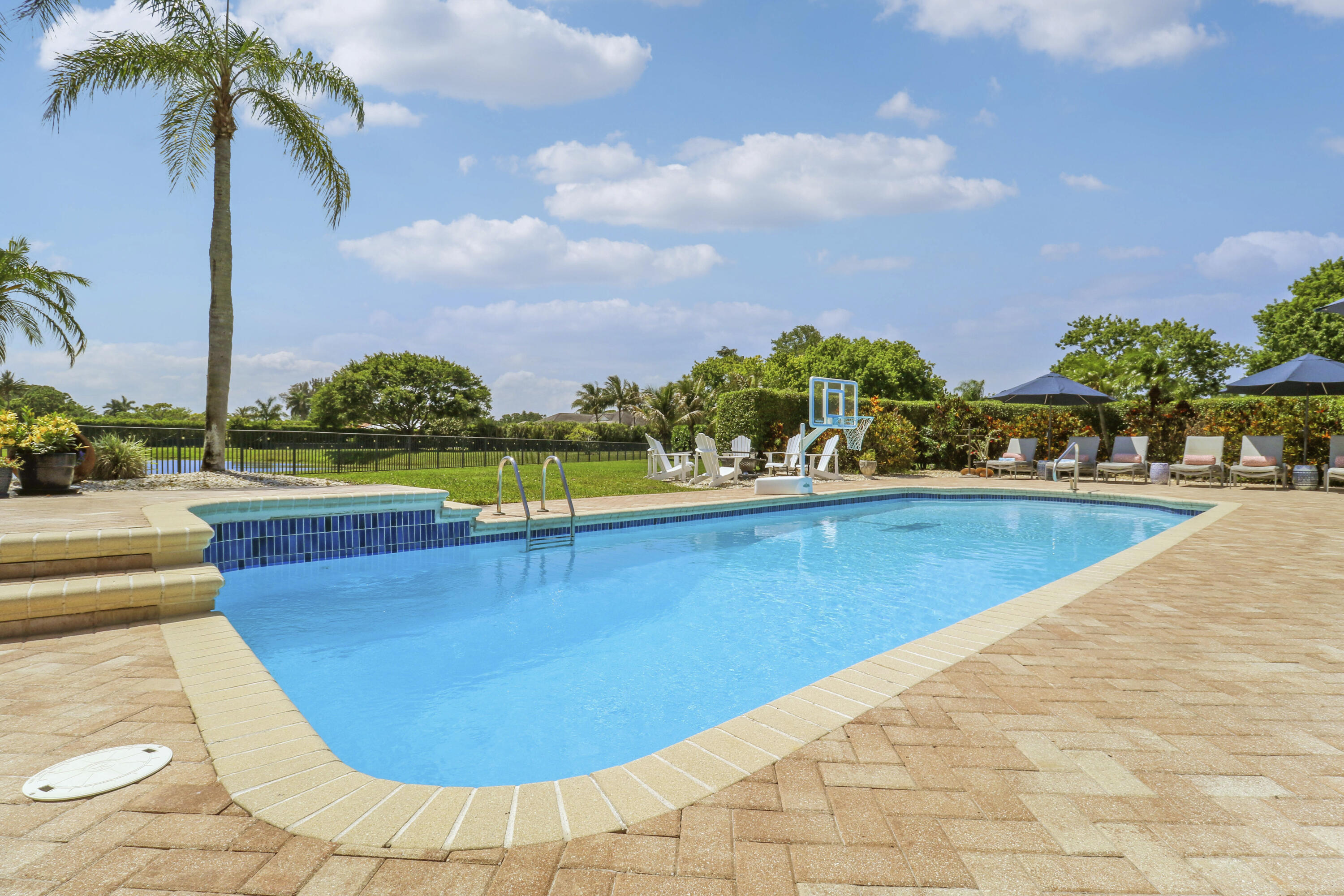 8667 Steeplechase Drive