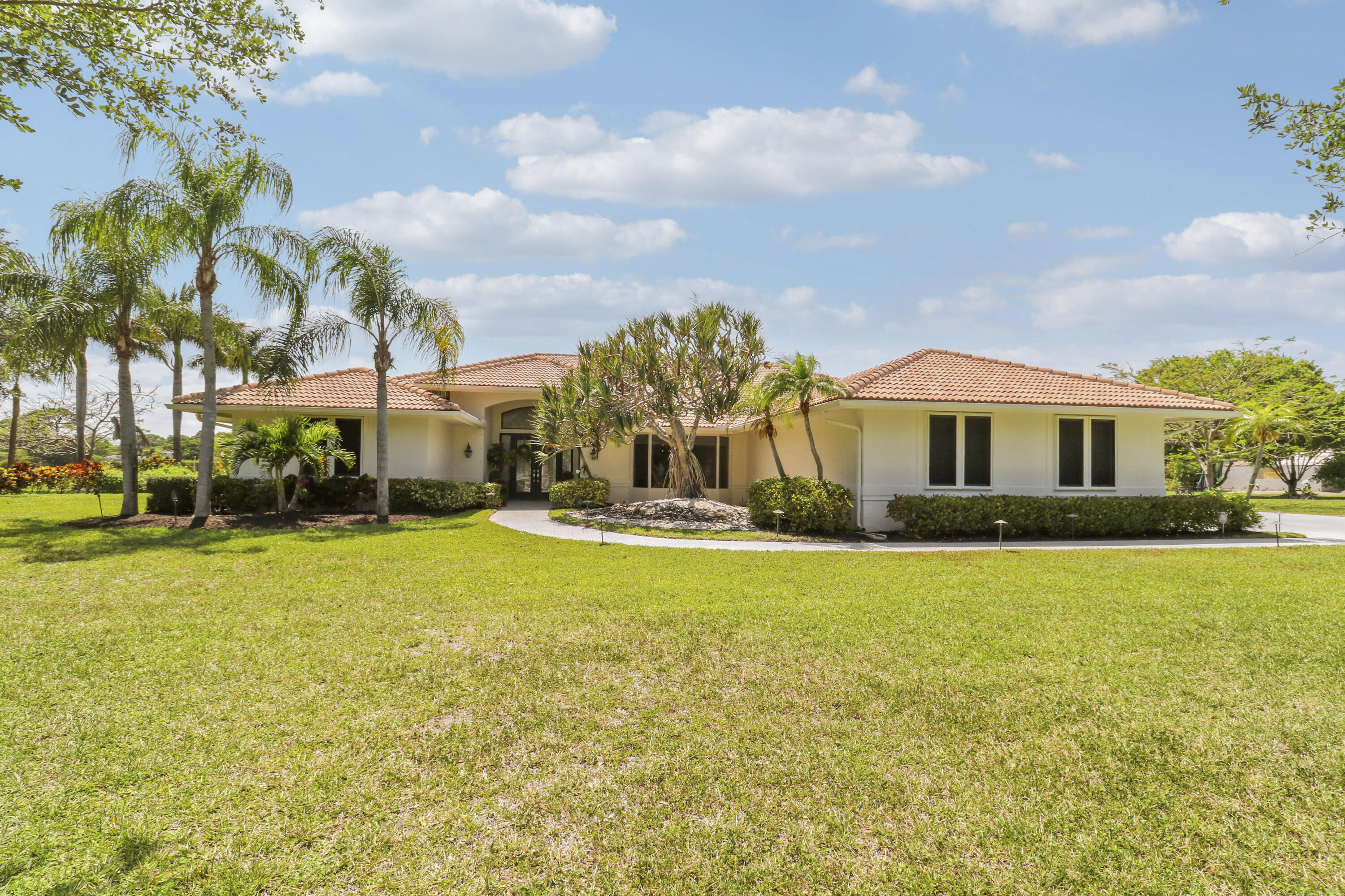 8667 Steeplechase Drive