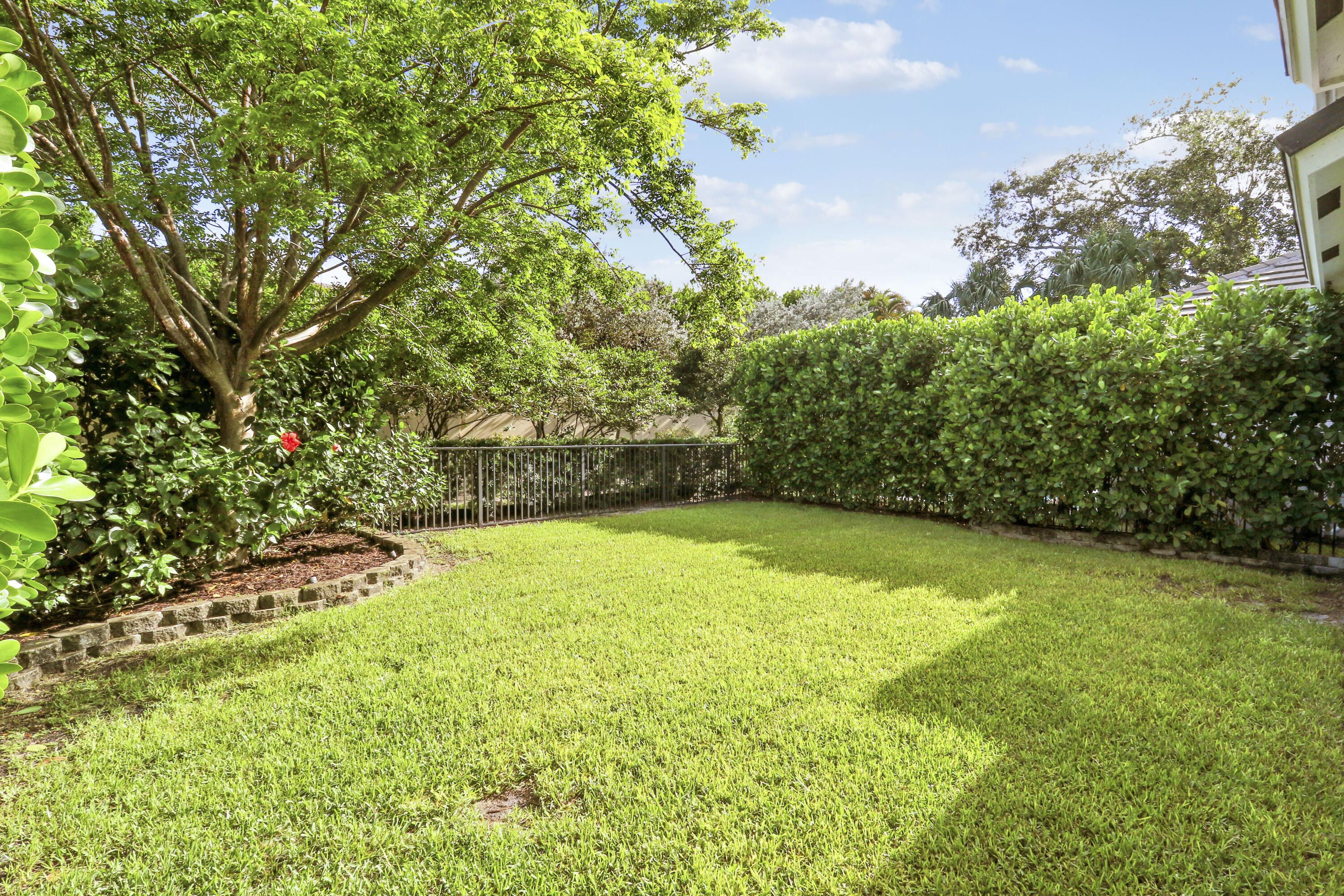 125 Bonnette Hunt Club Lane