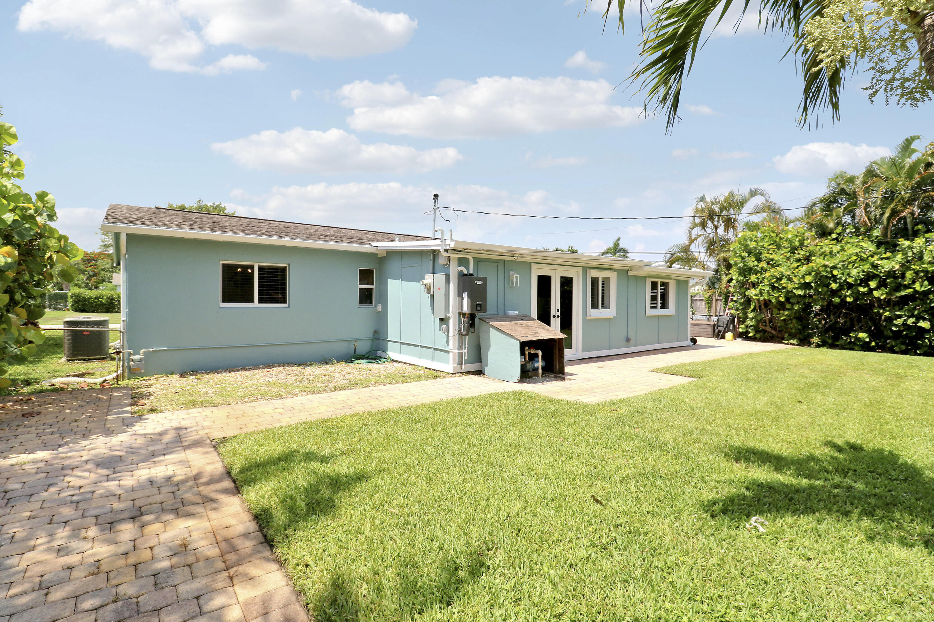 940 Dogwood Road