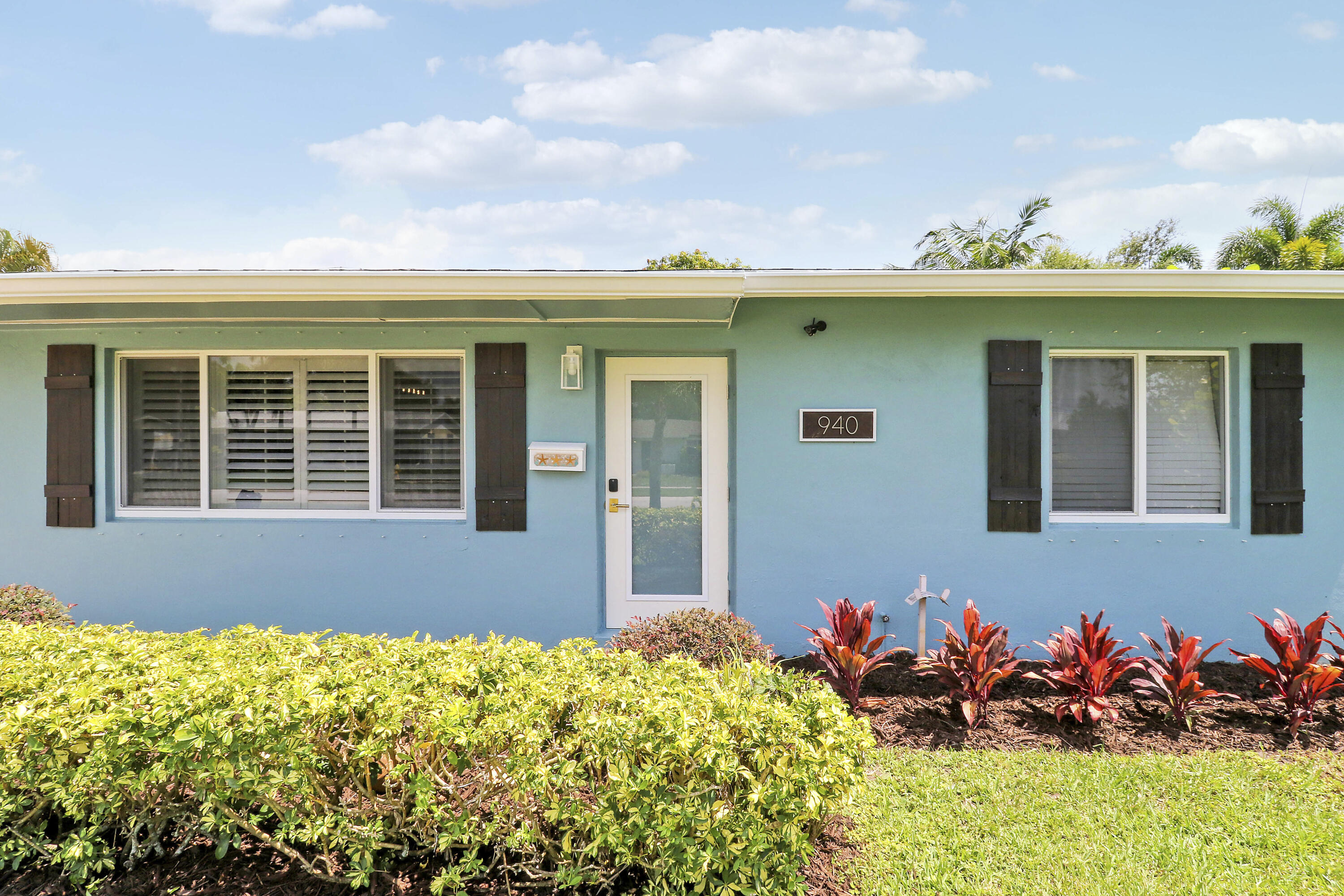 940 Dogwood Road