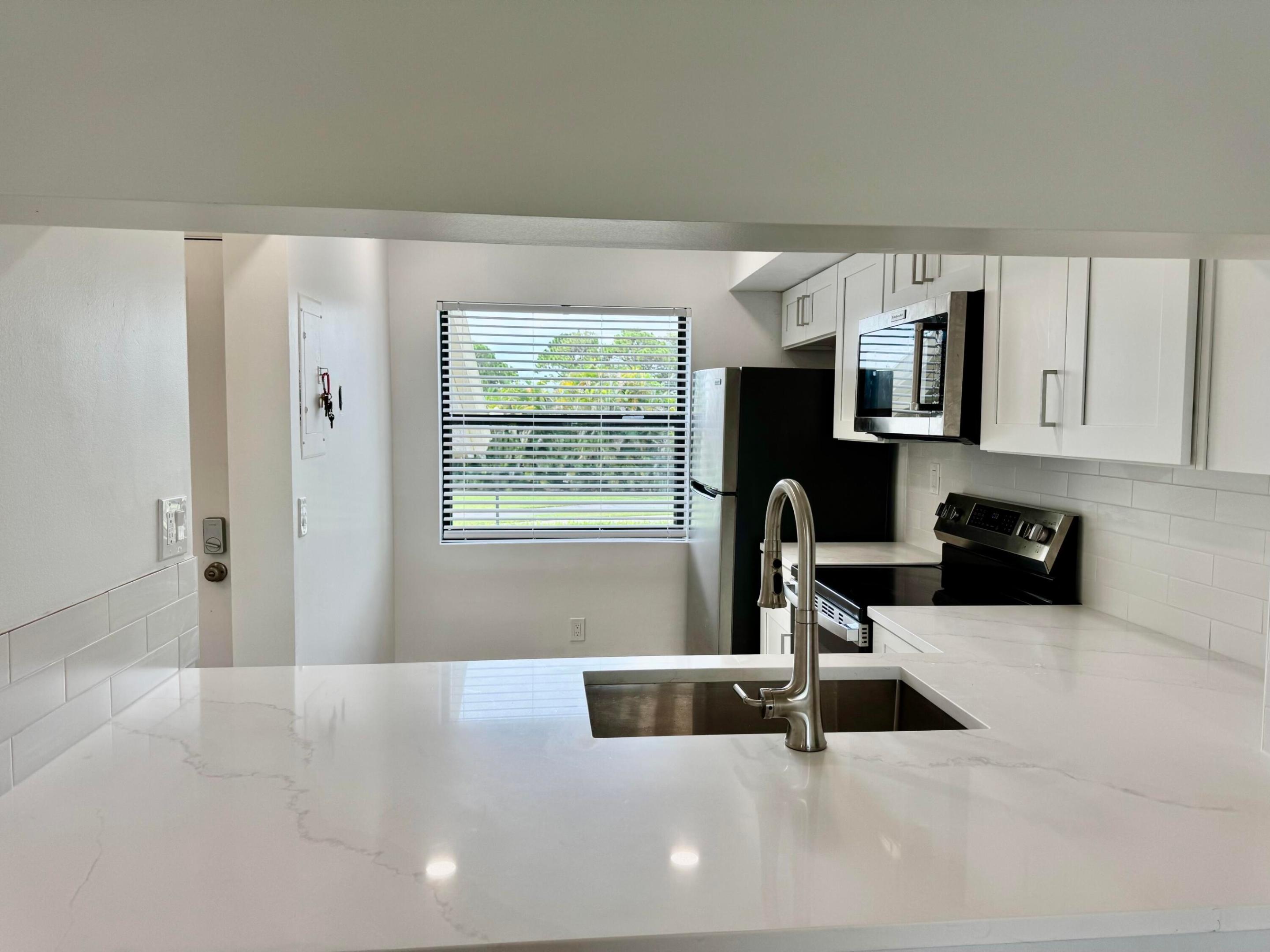 6962 Briarlake Circle 203