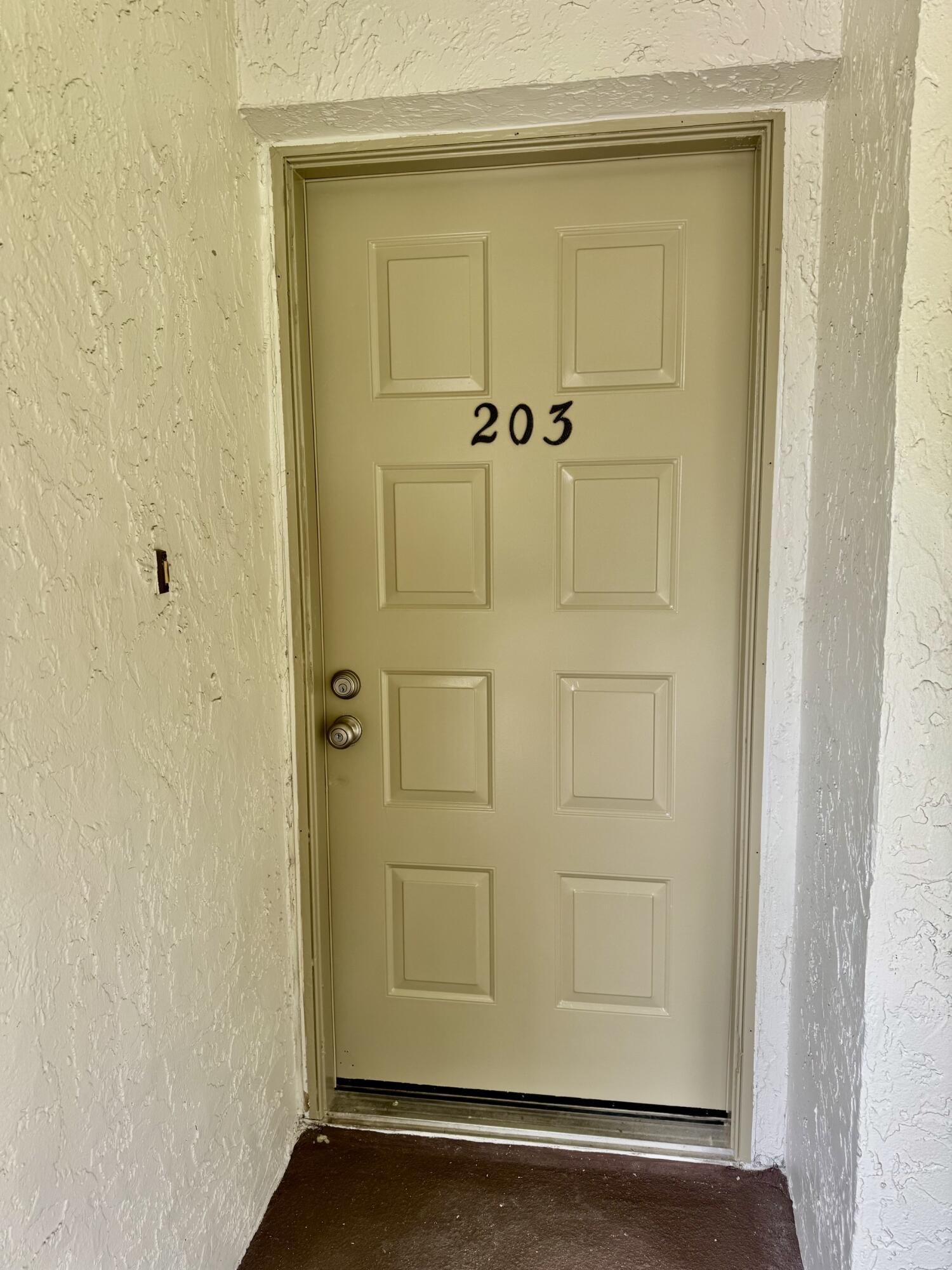 6962 Briarlake Circle 203