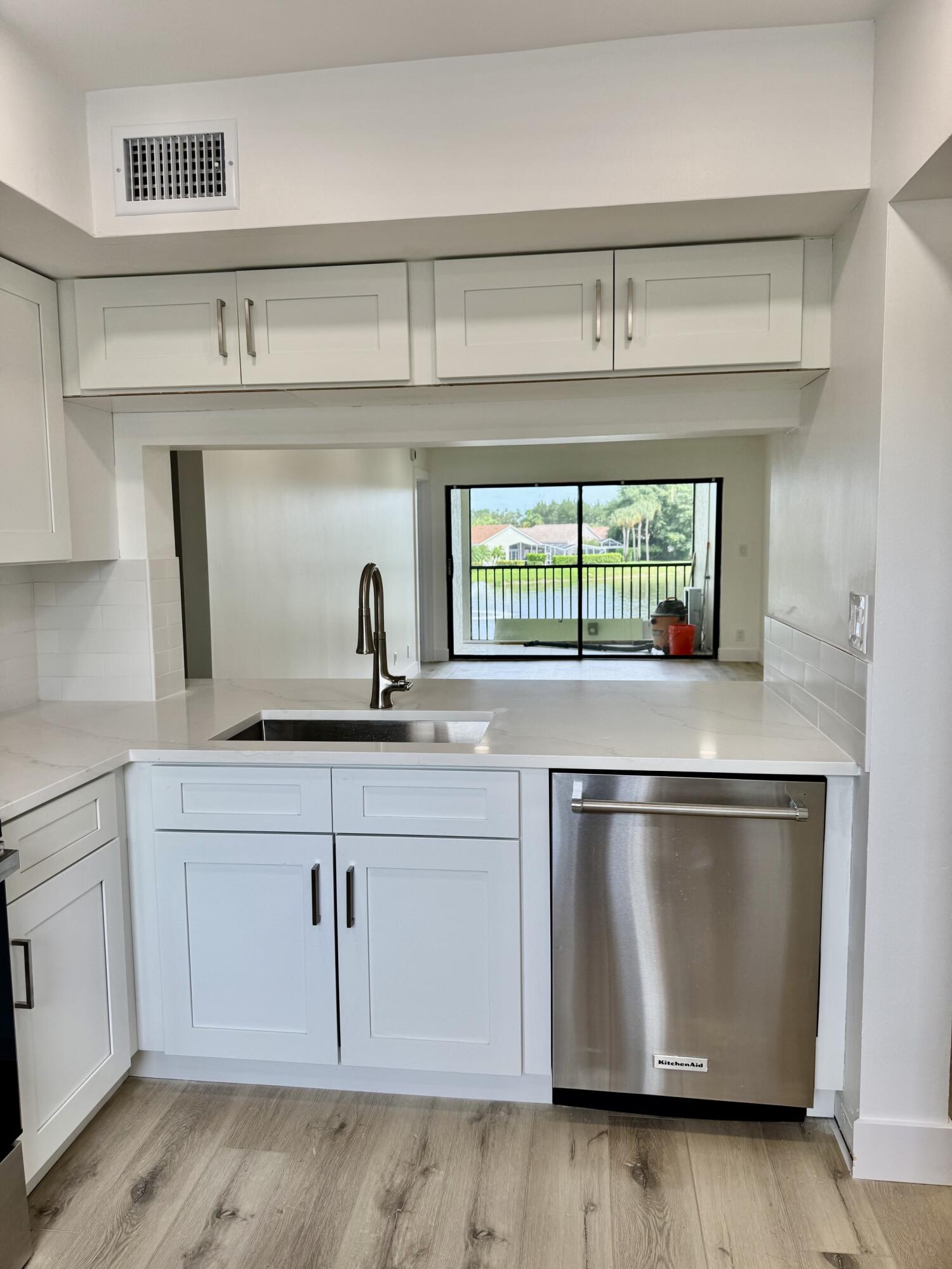 6962 Briarlake Circle 203