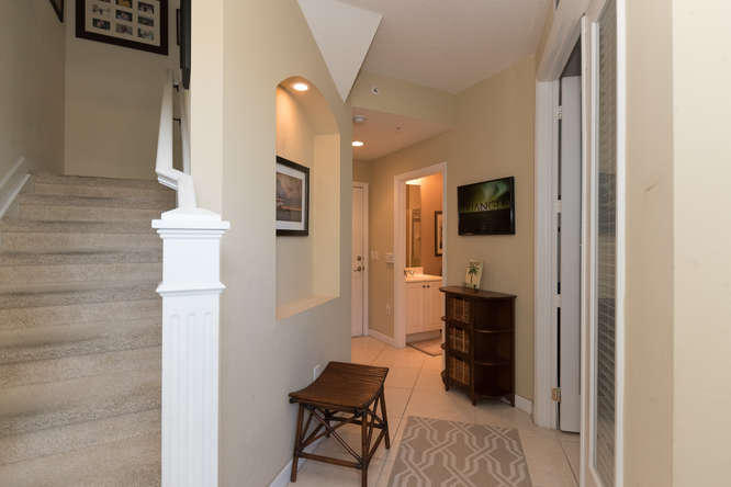 11860 Valencia Gardens