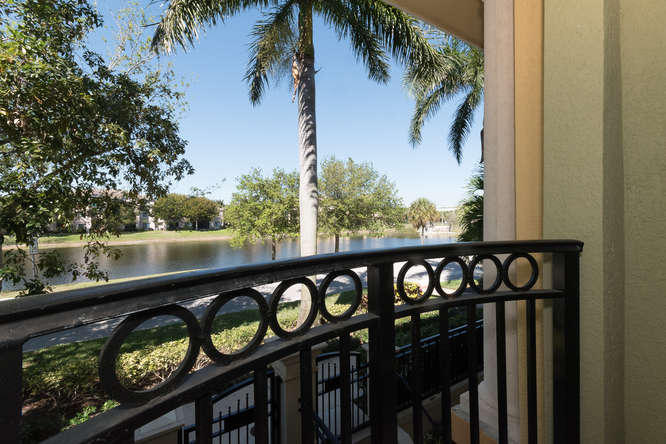 11860 Valencia Gardens