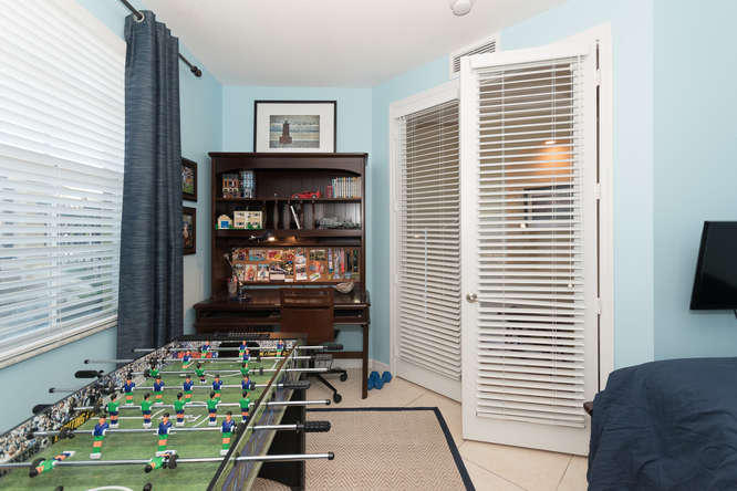 11860 Valencia Gardens