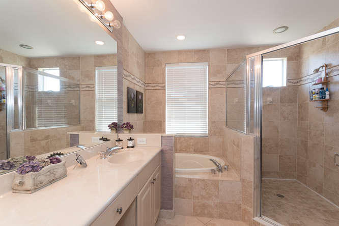 11860 Valencia Gardens