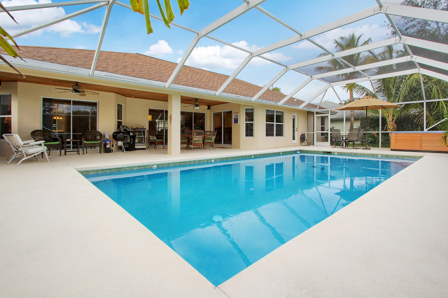 9082 SE Pomona Street