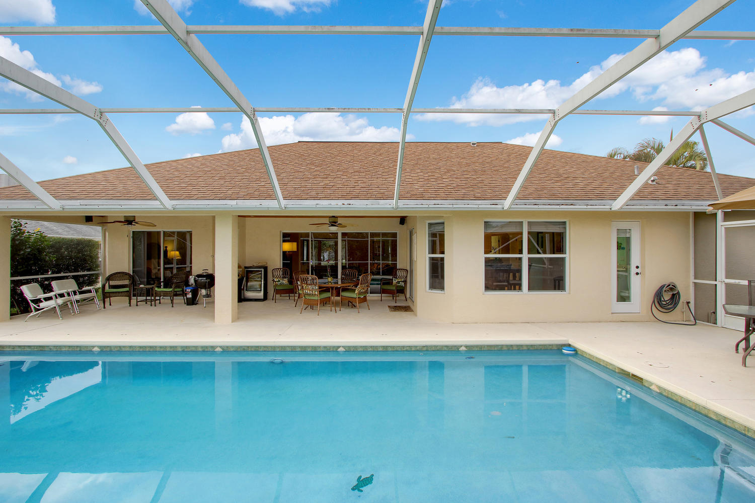 9082 SE Pomona Street